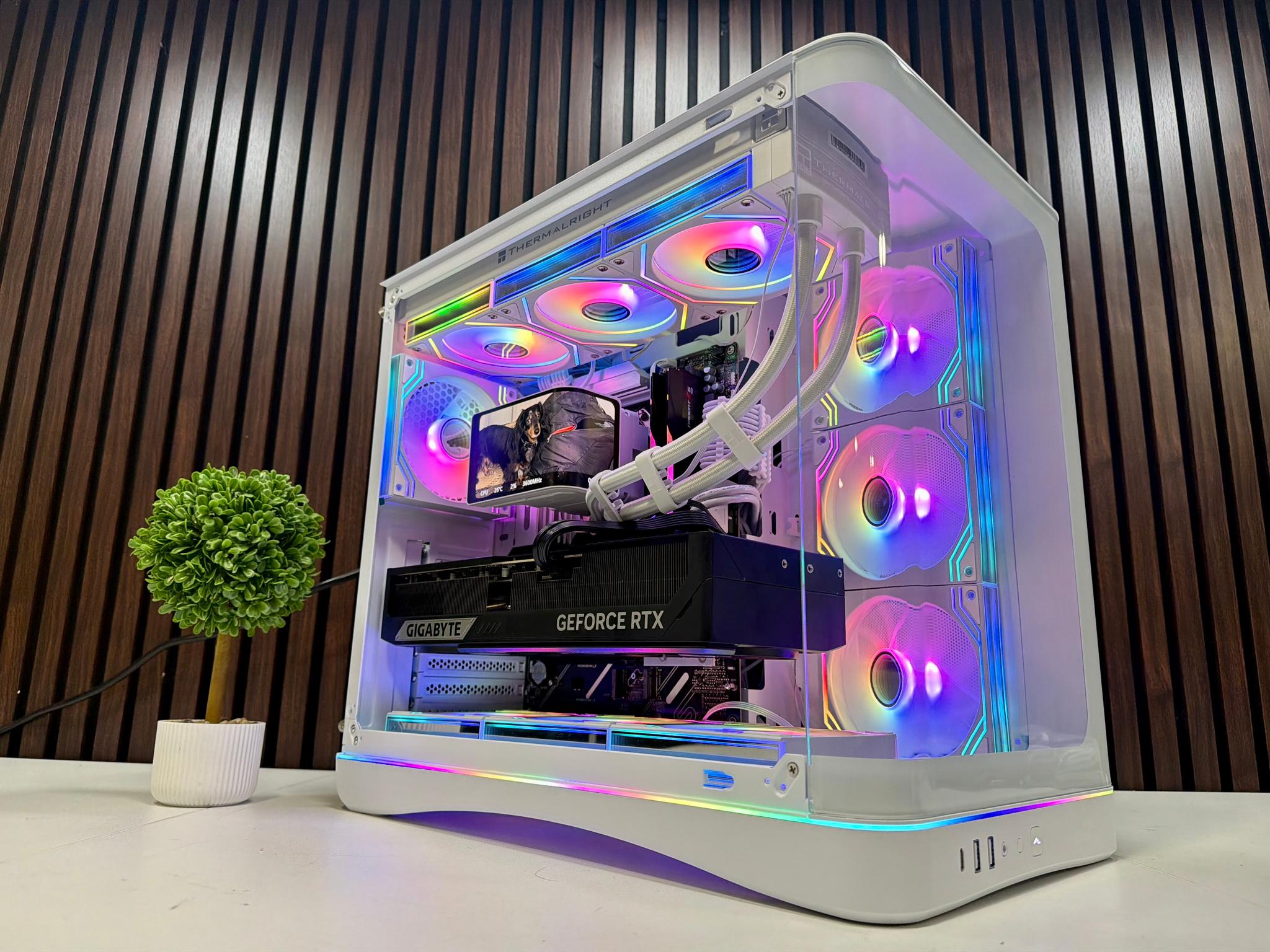RTX 5090 | Ryzen 9950X3D | 64GB DDR5 | 4TB M.2 | 1200 Watt Gold PSU | LCD AIO