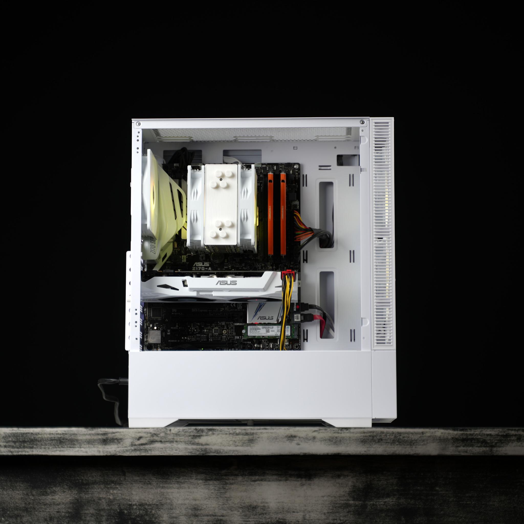 \ SG-01 / GTX 1070 Intel Core i7 7700 1.3TB 16GB Windows 11 Gaming PC