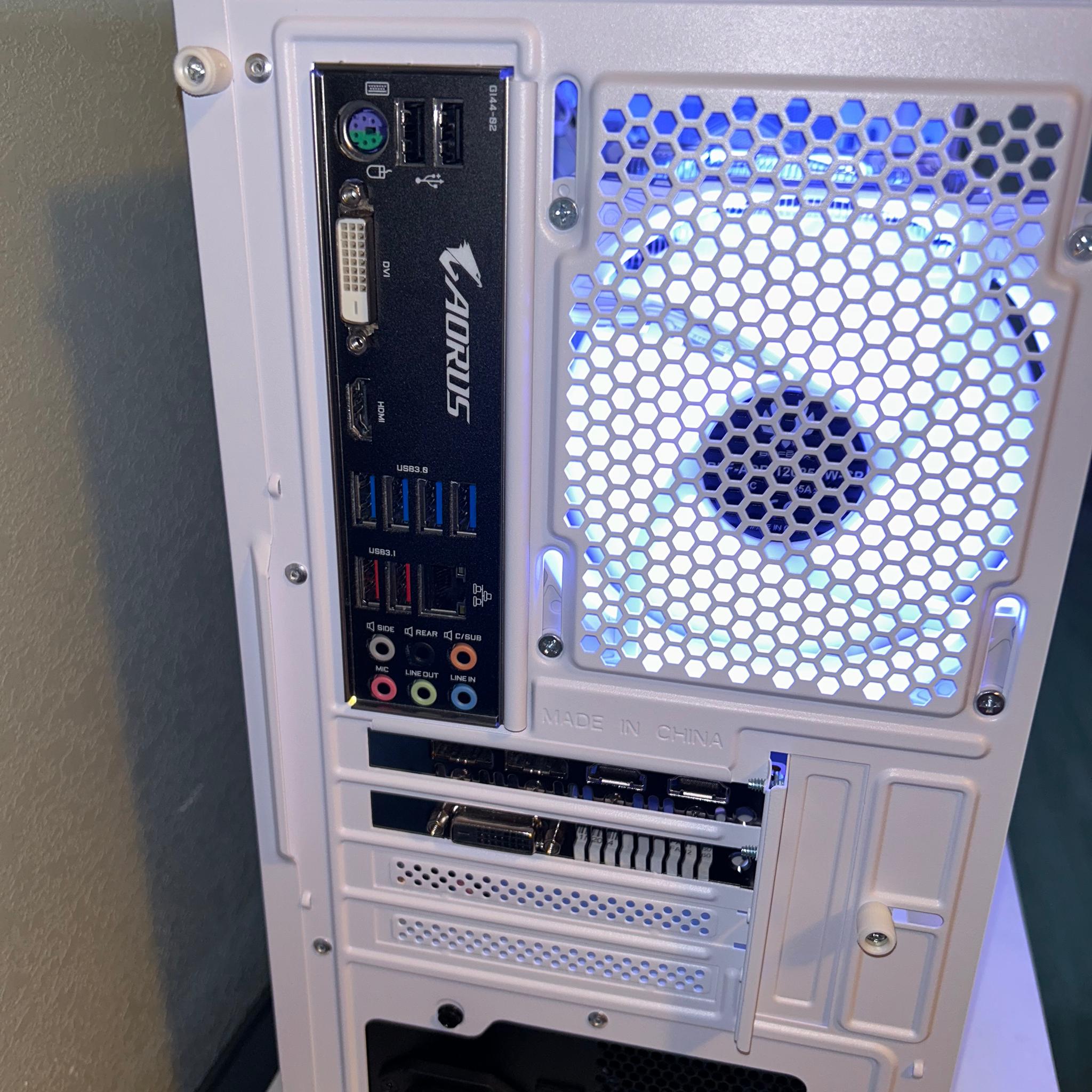 Custom White Gaming PC | GTX 1070 8Gb + Ryzen 5 2600