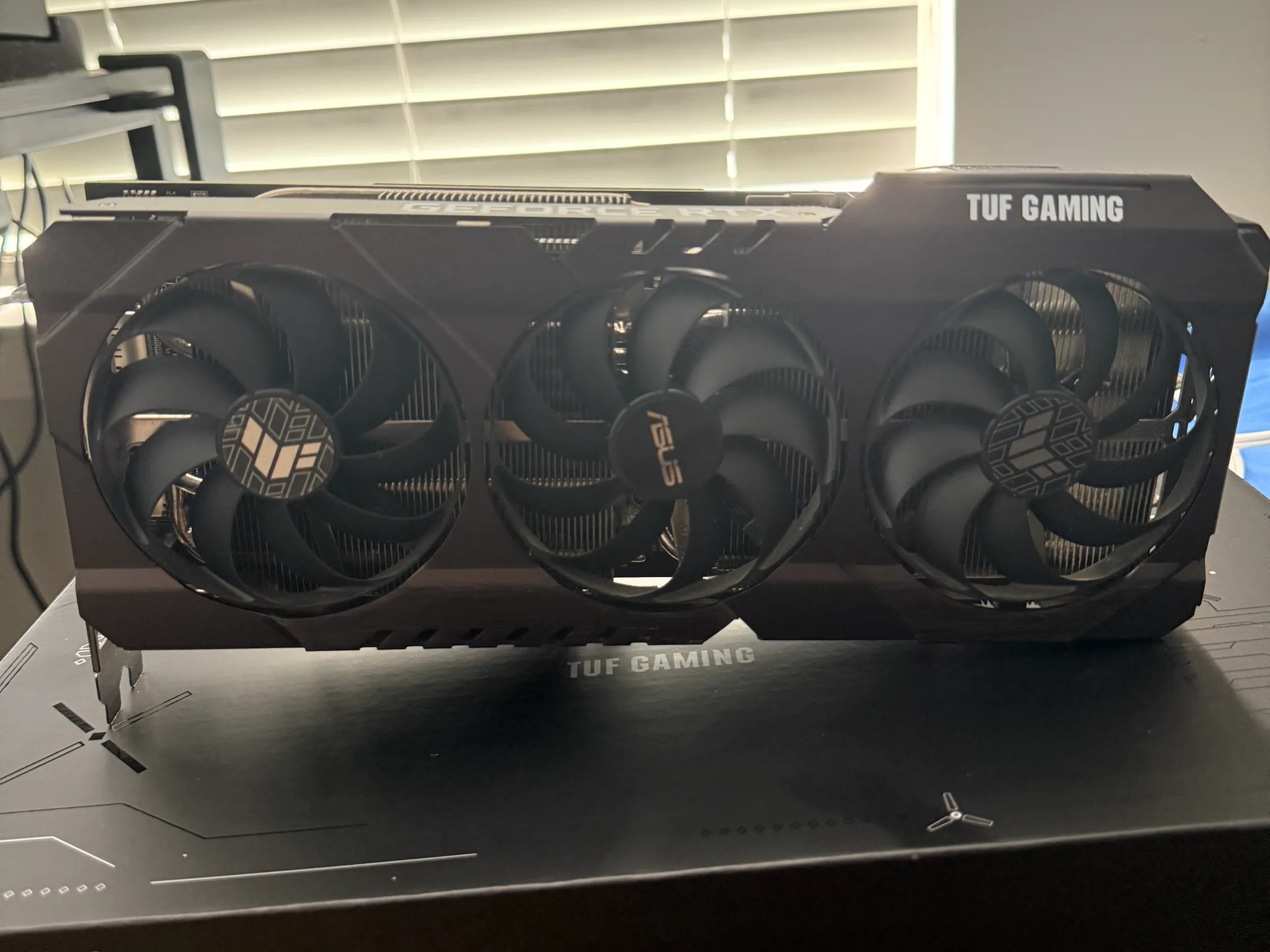 ASUS TUF Gaming GeForce RTX 3070 Ti OC - 8GB GDDR6X PCI Express 4.0
