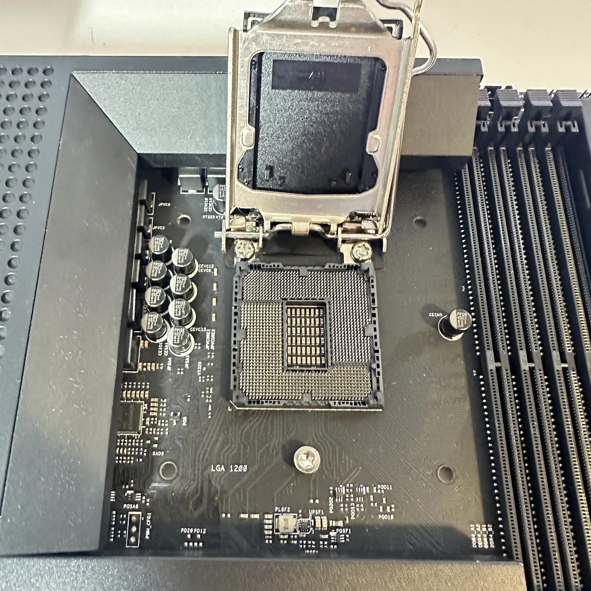 NZXT N7 Z490 Intel LGA1200 DDR4 ATX Desktop Motherboard W/ Original Box & Accesories
