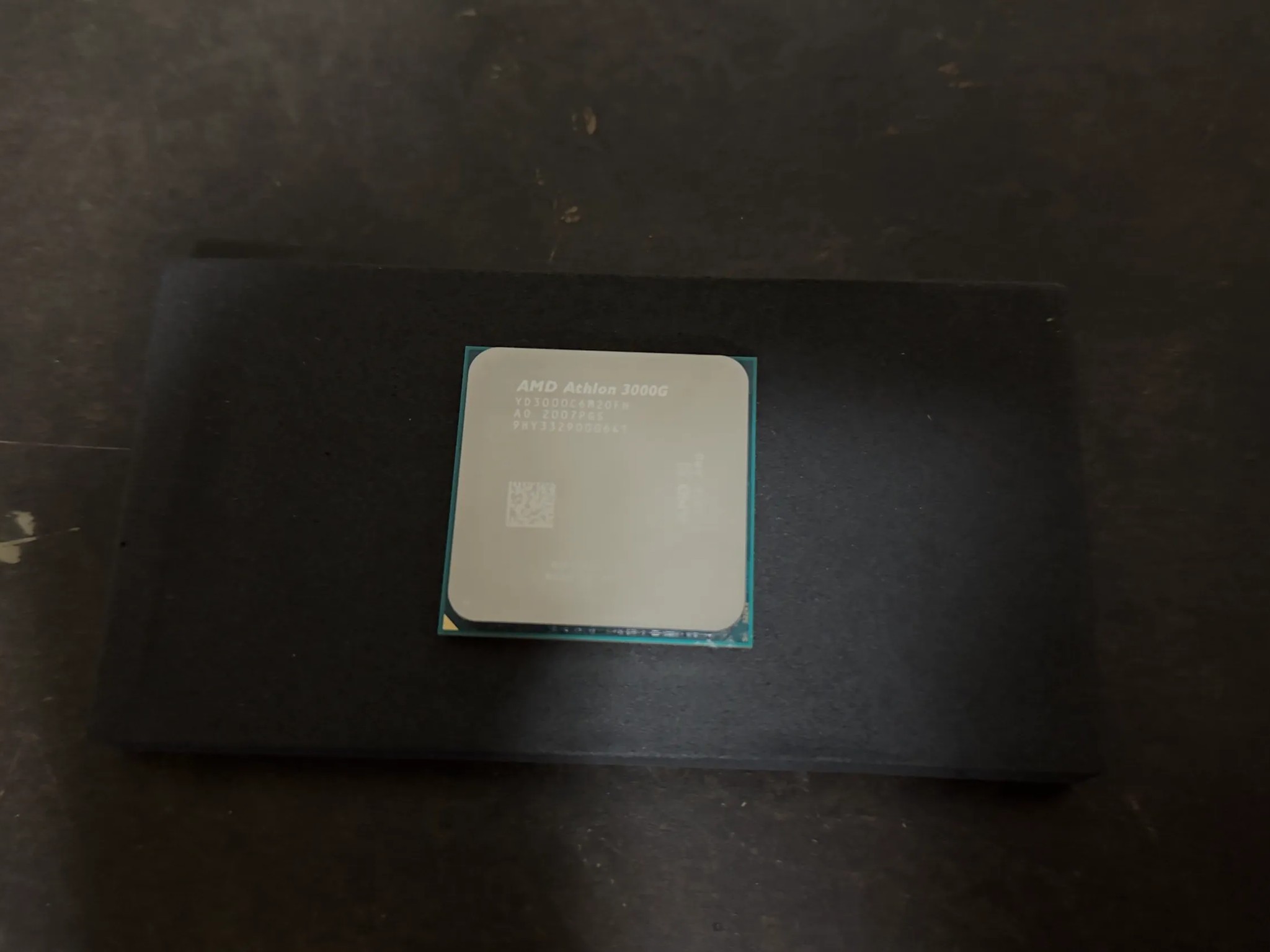 AMD ATHLON 3000G