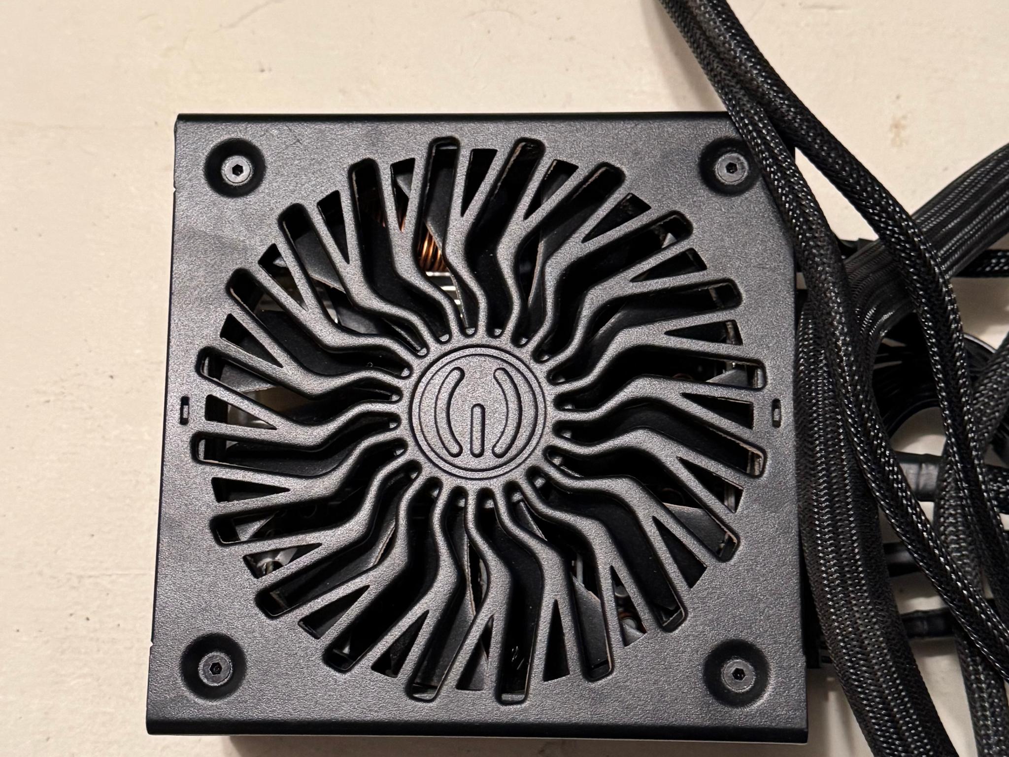 EVGA SuperNOVA 850 GT 850 W 80+ Gold Certified Fully Modular ATX Power Supply