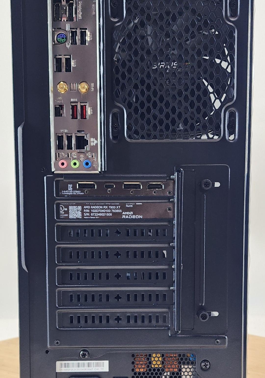 Gaming PC Ryzen 7 7700 32GB RAM 2TB SSD RX 7900 XT 20GB Windows 11 Computer