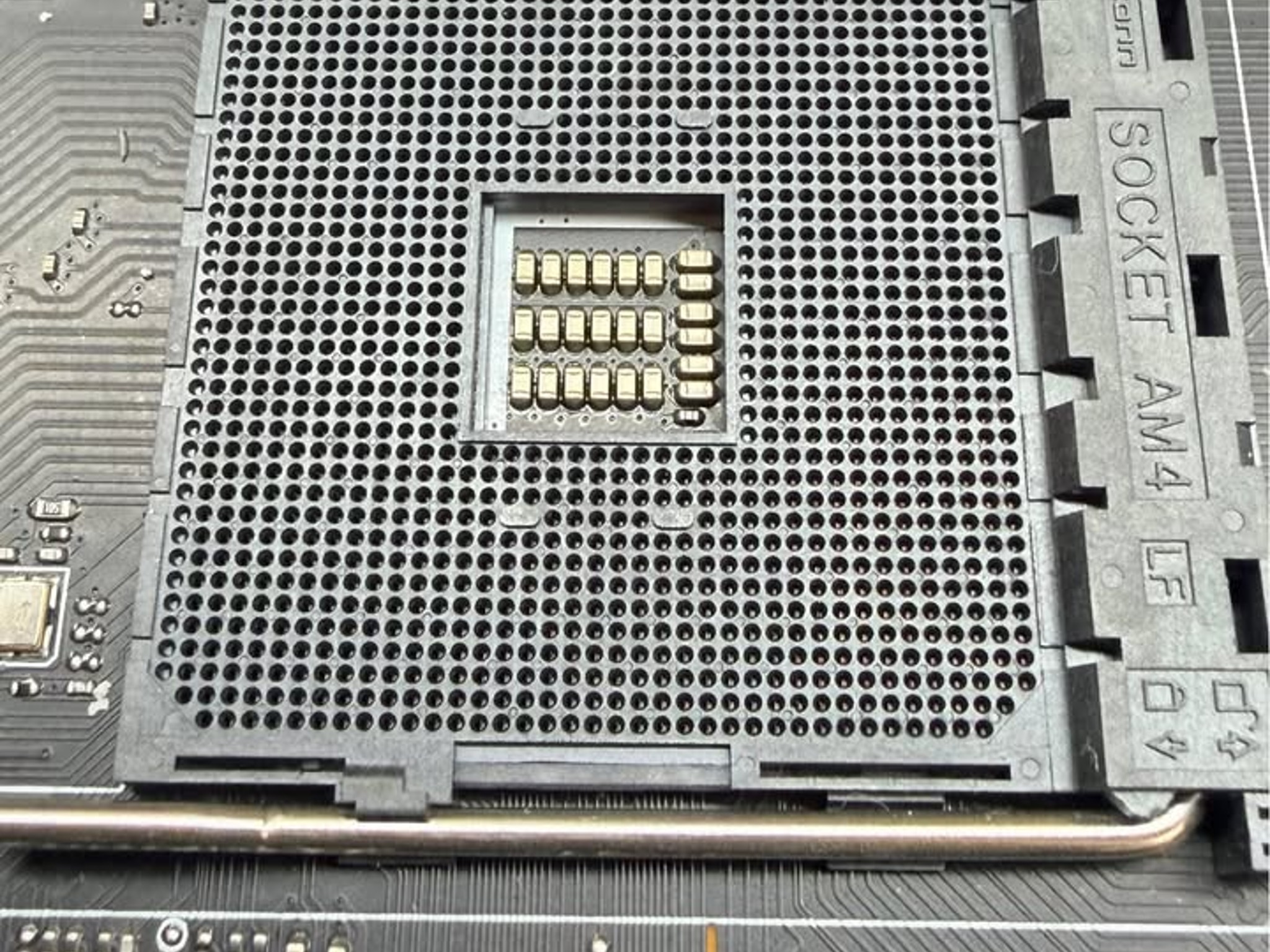 MSI MPG X570 Gaming Pro Carbon WiFi AM4 ATX Motherboard
