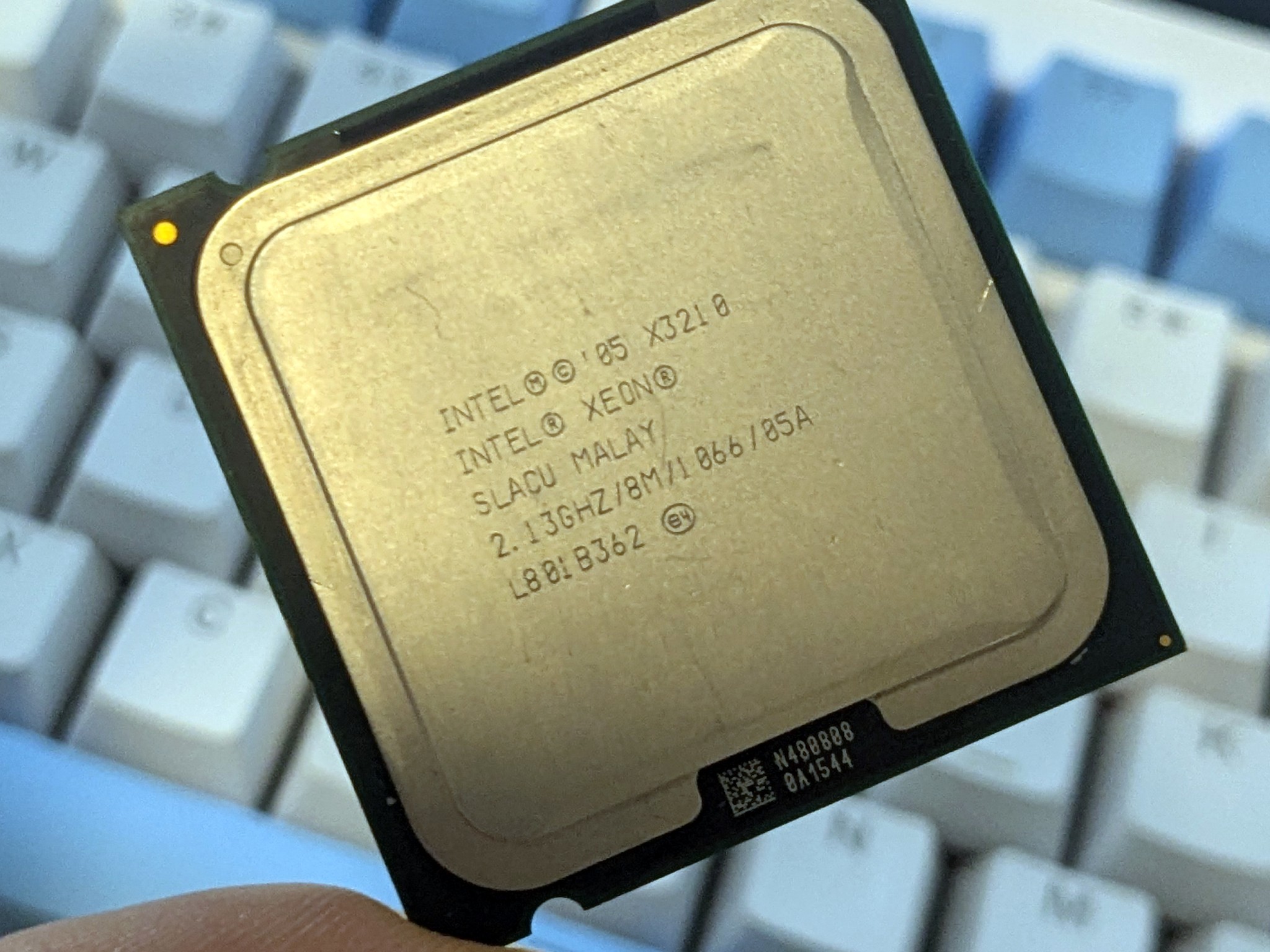 Intel Xeon x3210 4-Core 2.13ghz 8mb Cache LGA775 Budget Workstation/Server/Router/Firewall CPU