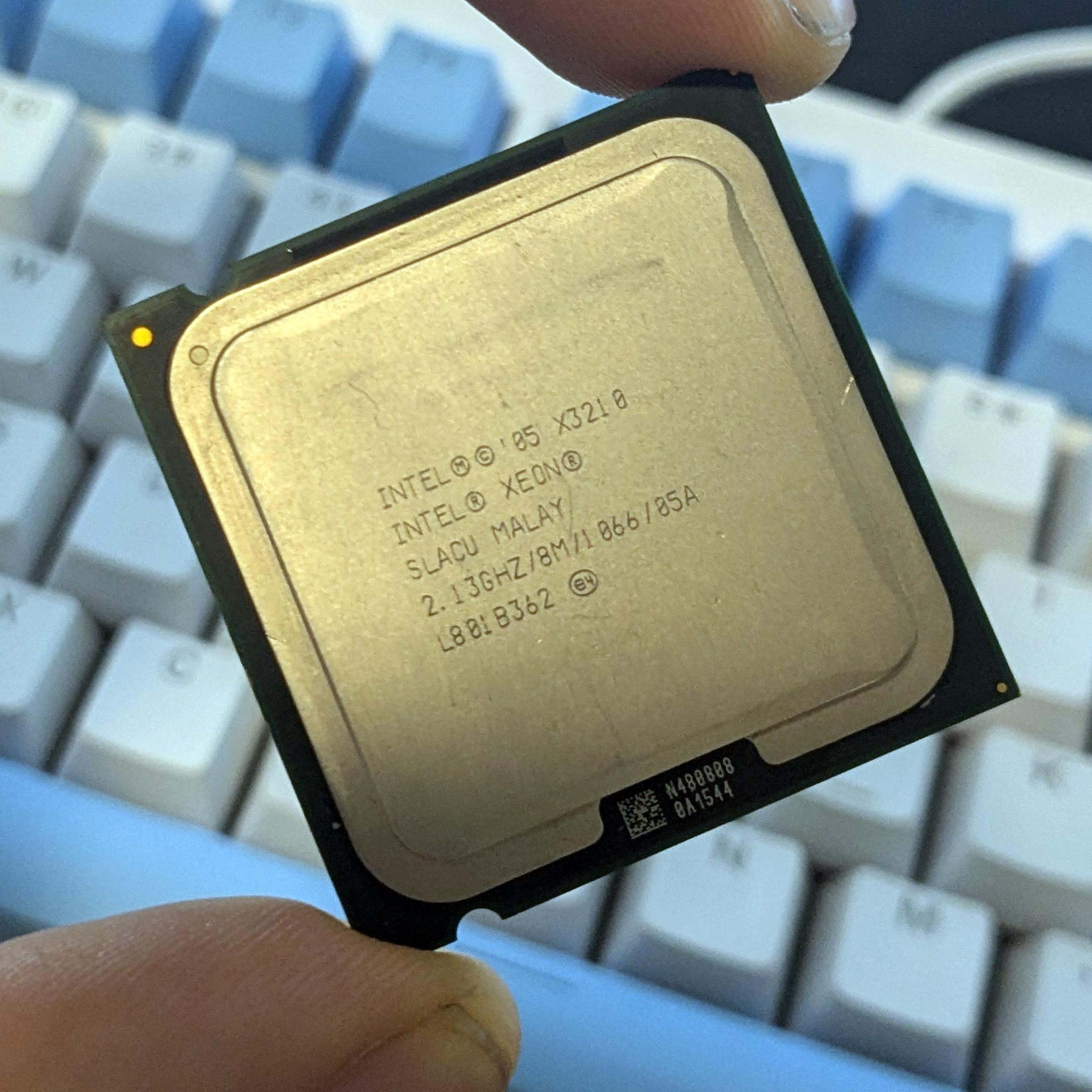 Intel Xeon x3210 4-Core 2.13ghz 8mb Cache LGA775 Budget Workstation/Server/Router/Firewall CPU