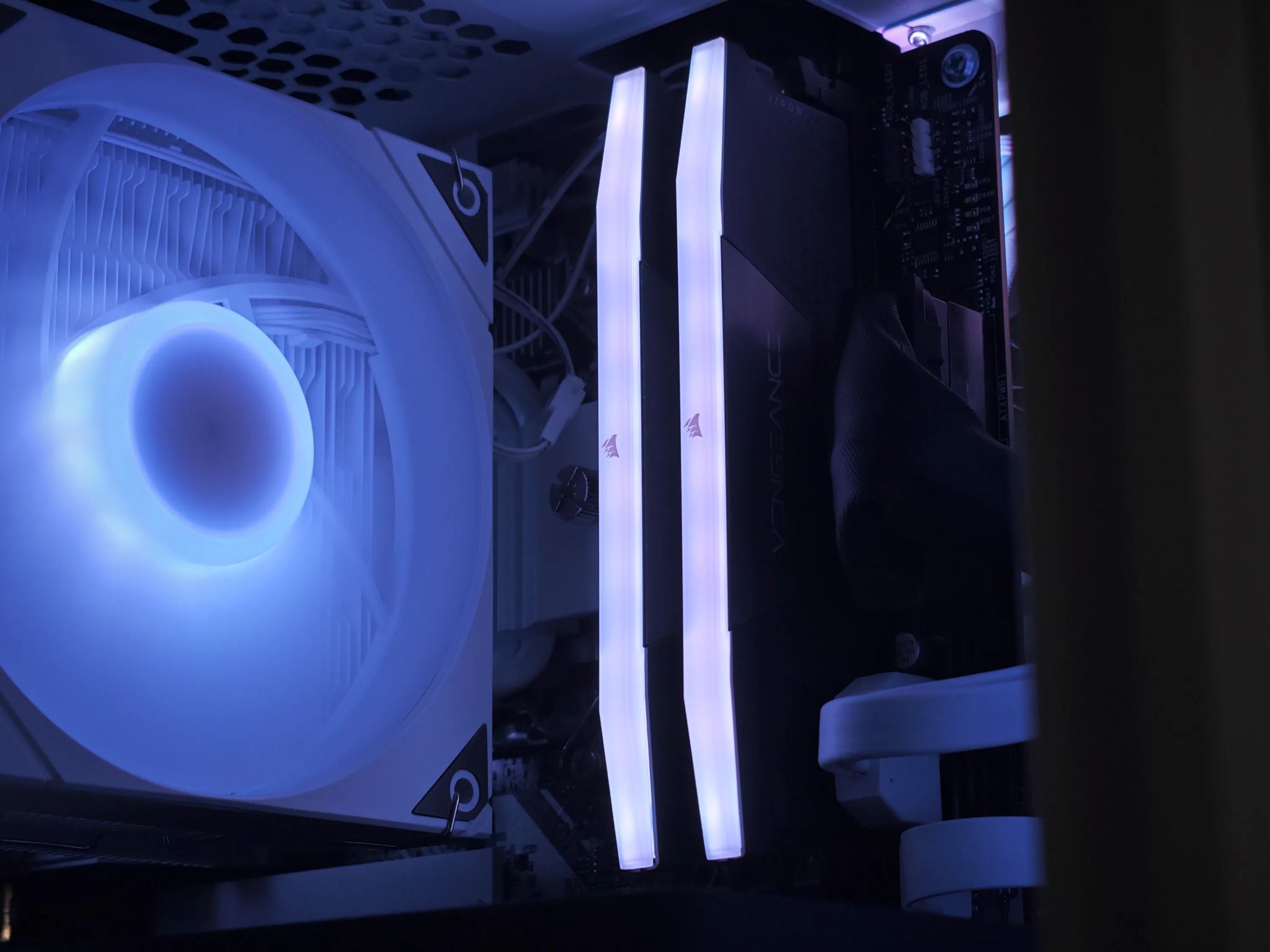 Arc B580, Ryzen 7 7700X, 32GB DDR5 | 1080P/1440P Gaming PC