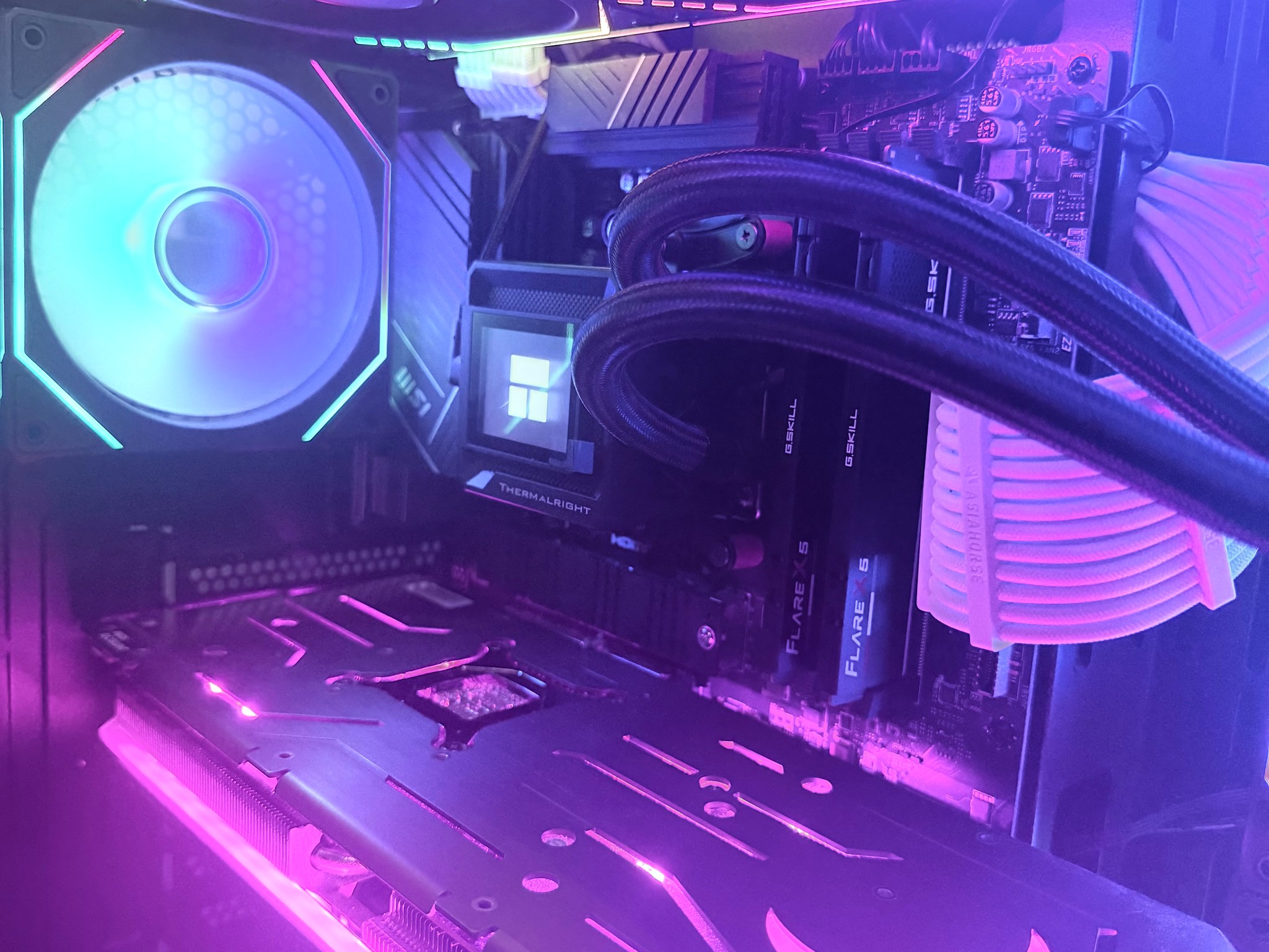 🌈"Astral Spectrum"⚫️| 4k Gaming | RX 7800XT 16GB | Ryzen 7 7700X | 32GB DDR5 | 1TB SSD+Dram