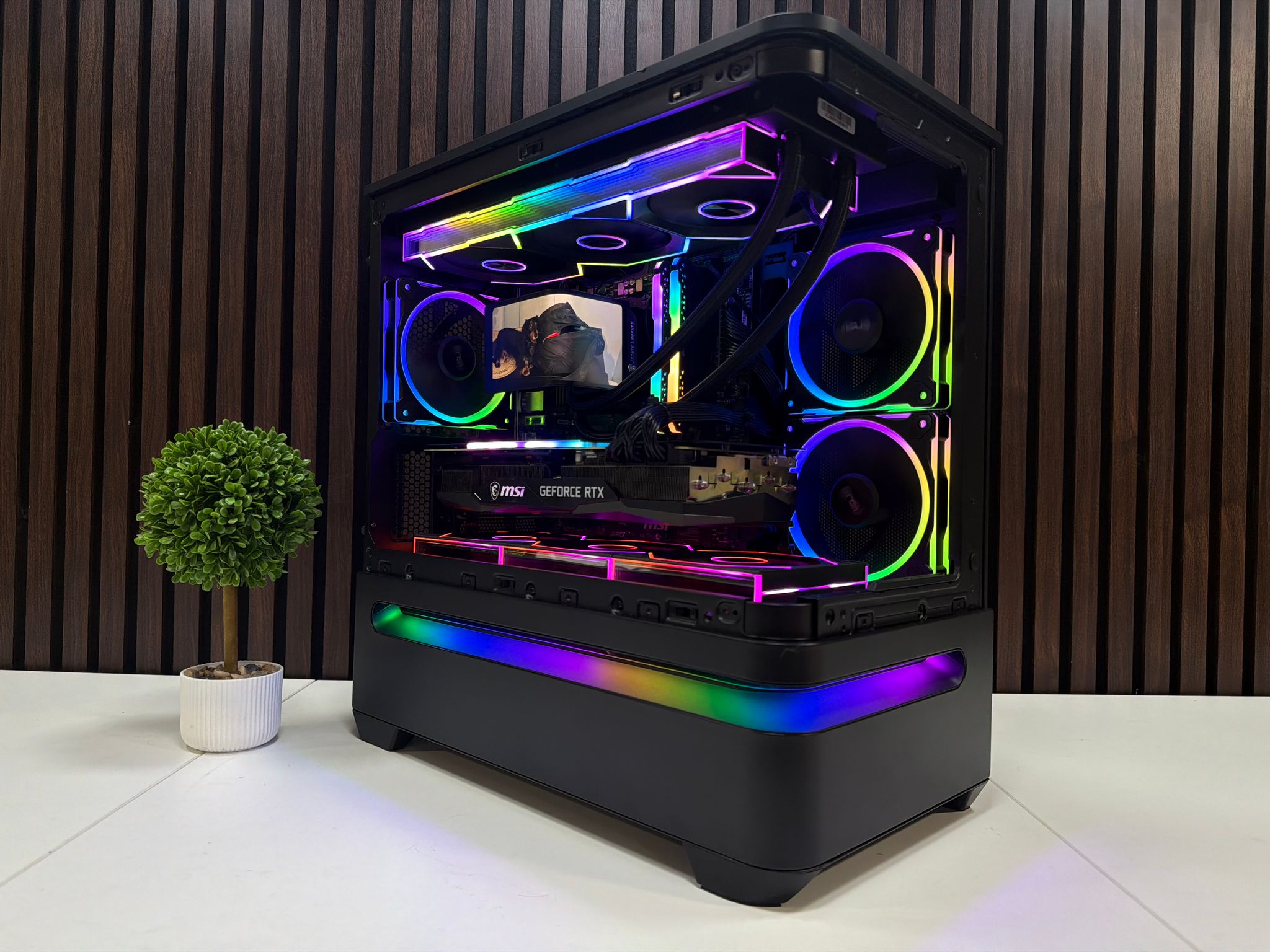 RTX 3080 Ti | Ryzen 7 5800XT | 32GB RAM | 2TB NVMe SSD | 850W PSU