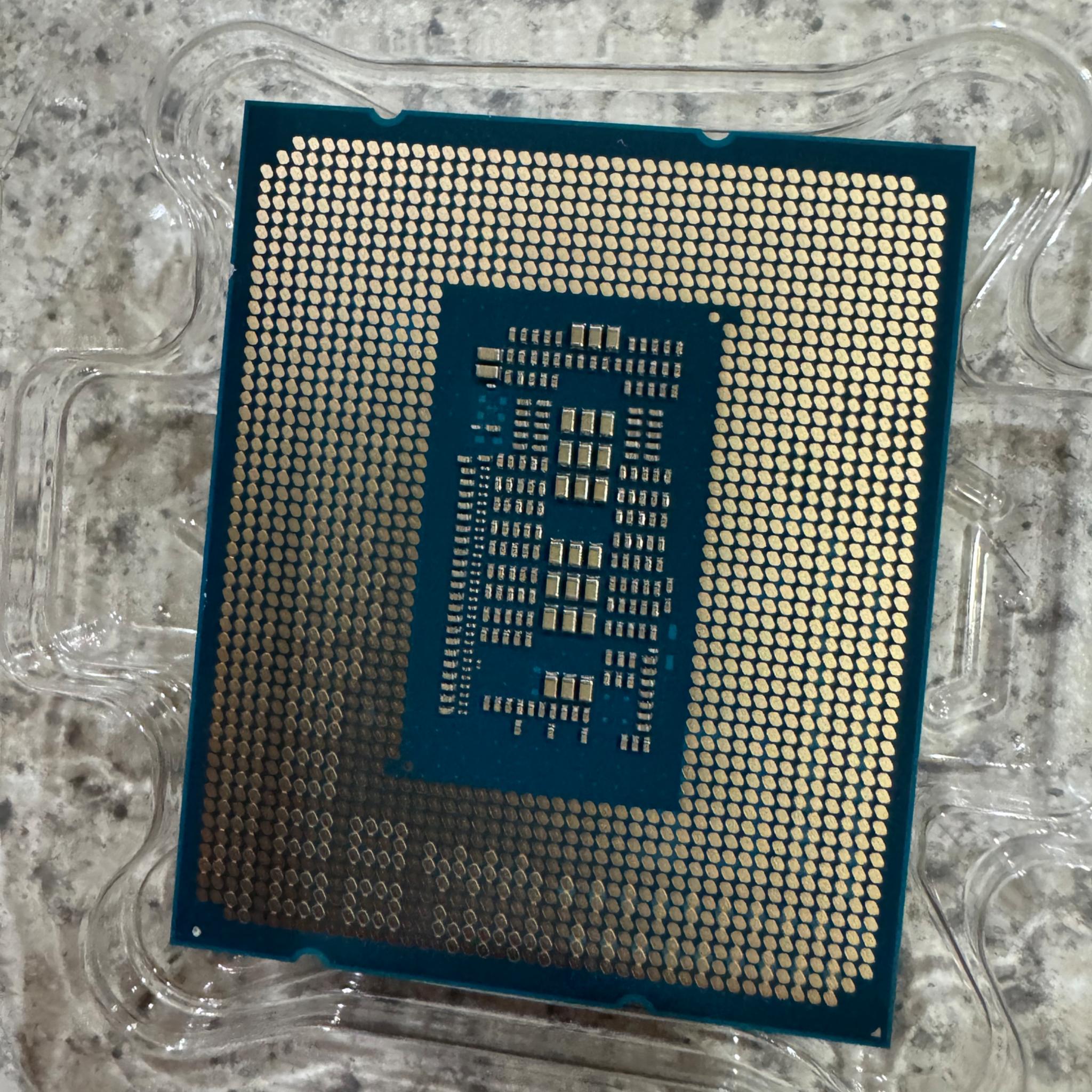 Intel 12th gen i5-12600k processor