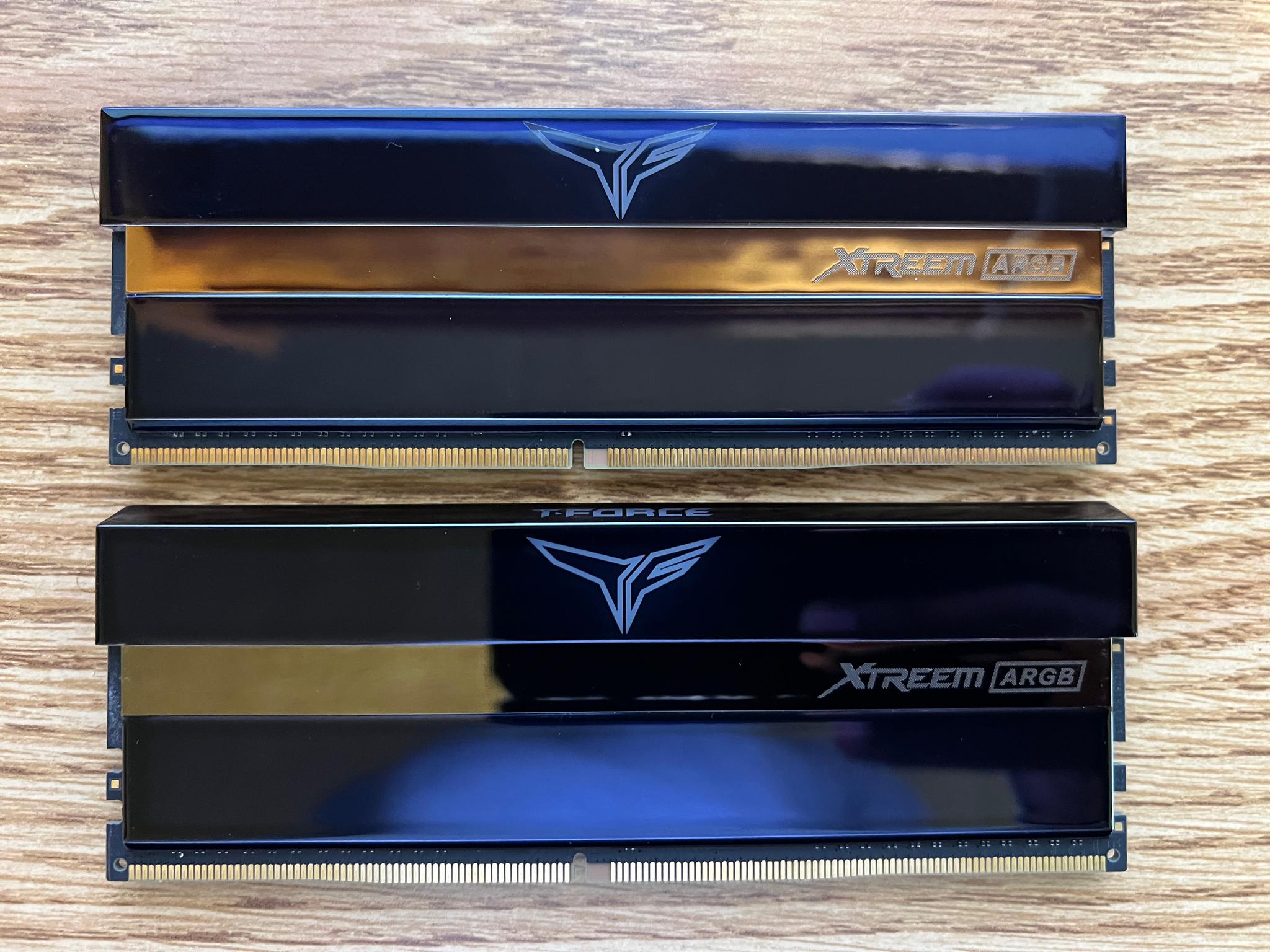 16GB (2x8GB) DDR4-4000MHz CL18 Teamgroup T-Force XTREEM RGB RAM Memory
