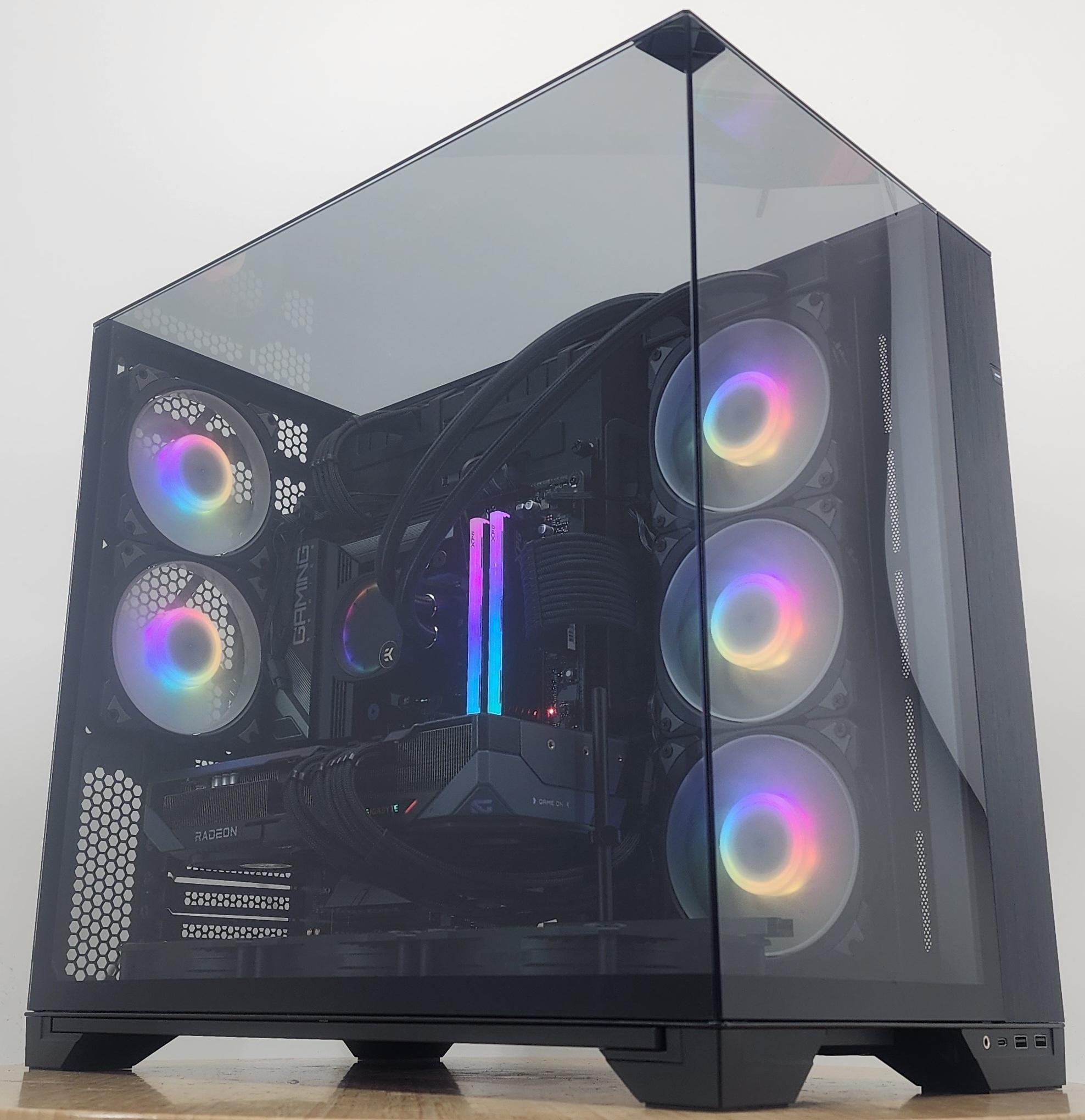 Gaming PC Ryzen 7 9800X3D 32GB RAM 2TB SSD RX 7900 XTX 24GB Windows 11 Computer