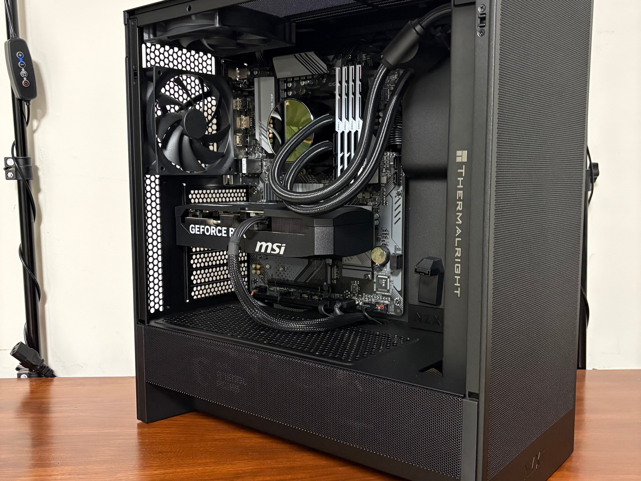 RTX 5070 | Ryzen 7 5800XT | 32GB DDR4 | 1TB NVMe | 750W Gold | NZXT H5 Flow (2024)