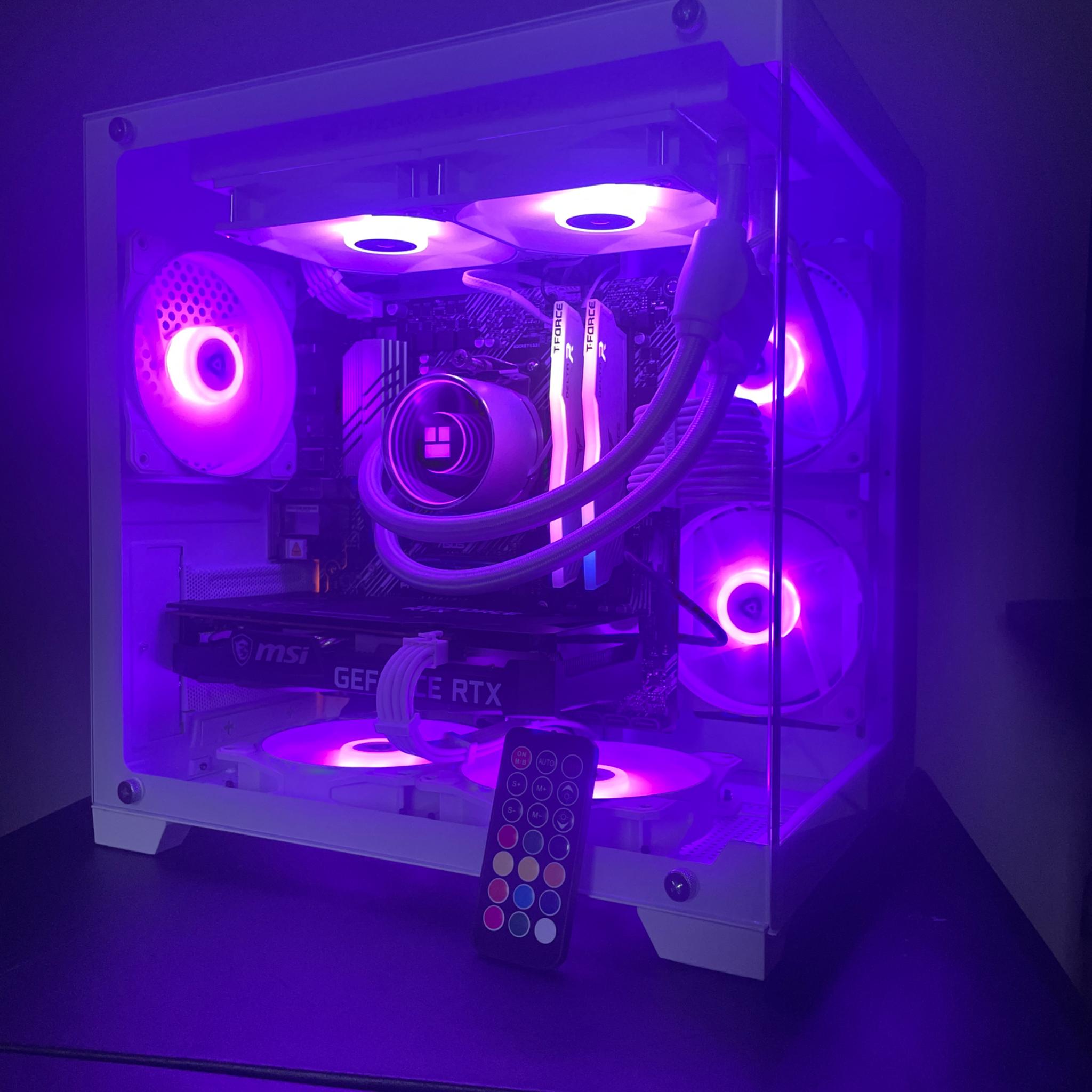 White 1080p/1440p Gaming PC – Liquid Cooled & High FPS