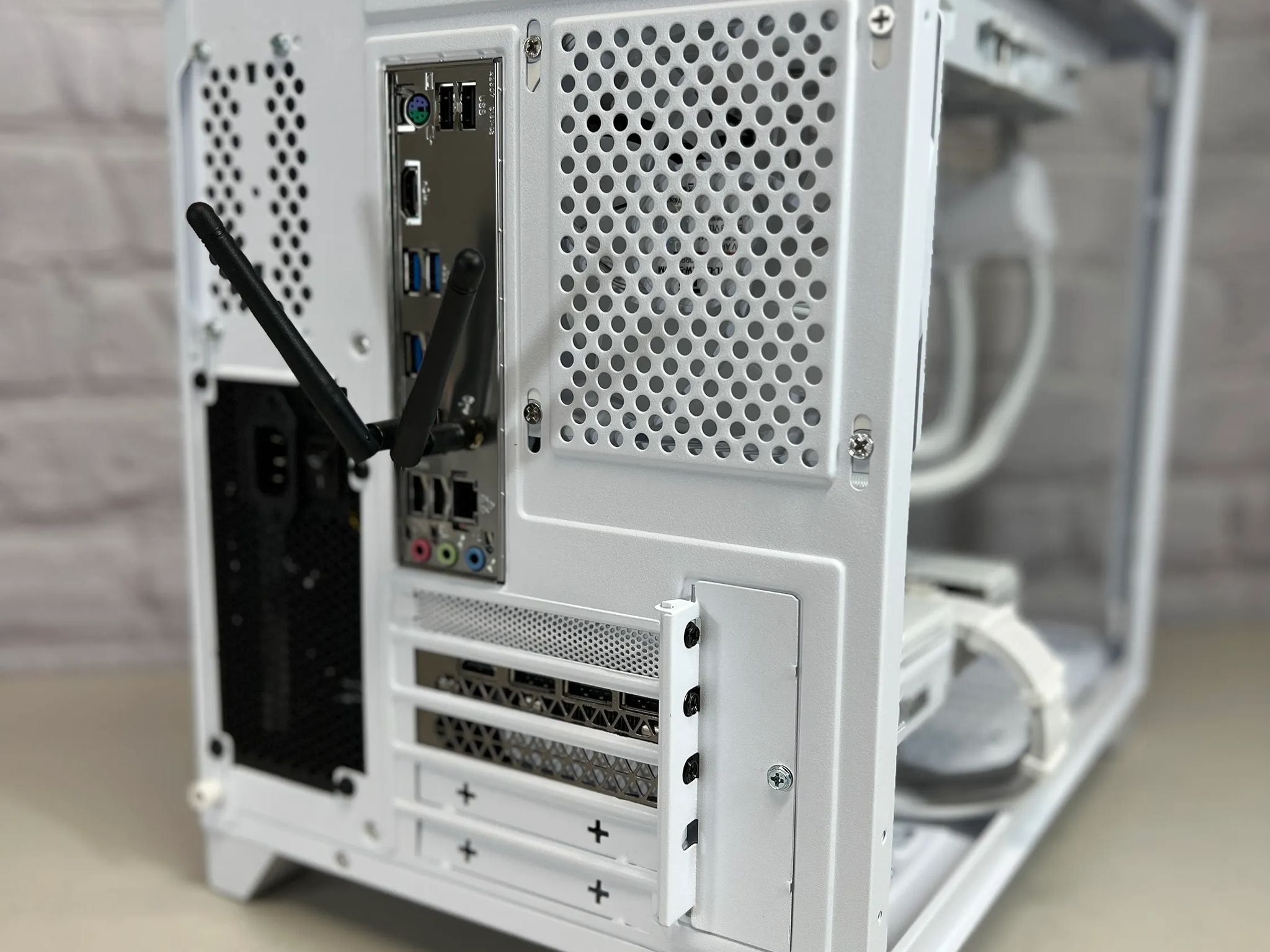 Ryzen 5 5600X RTX 3070 16GB RAM 1TB M.2 Gaming PC
