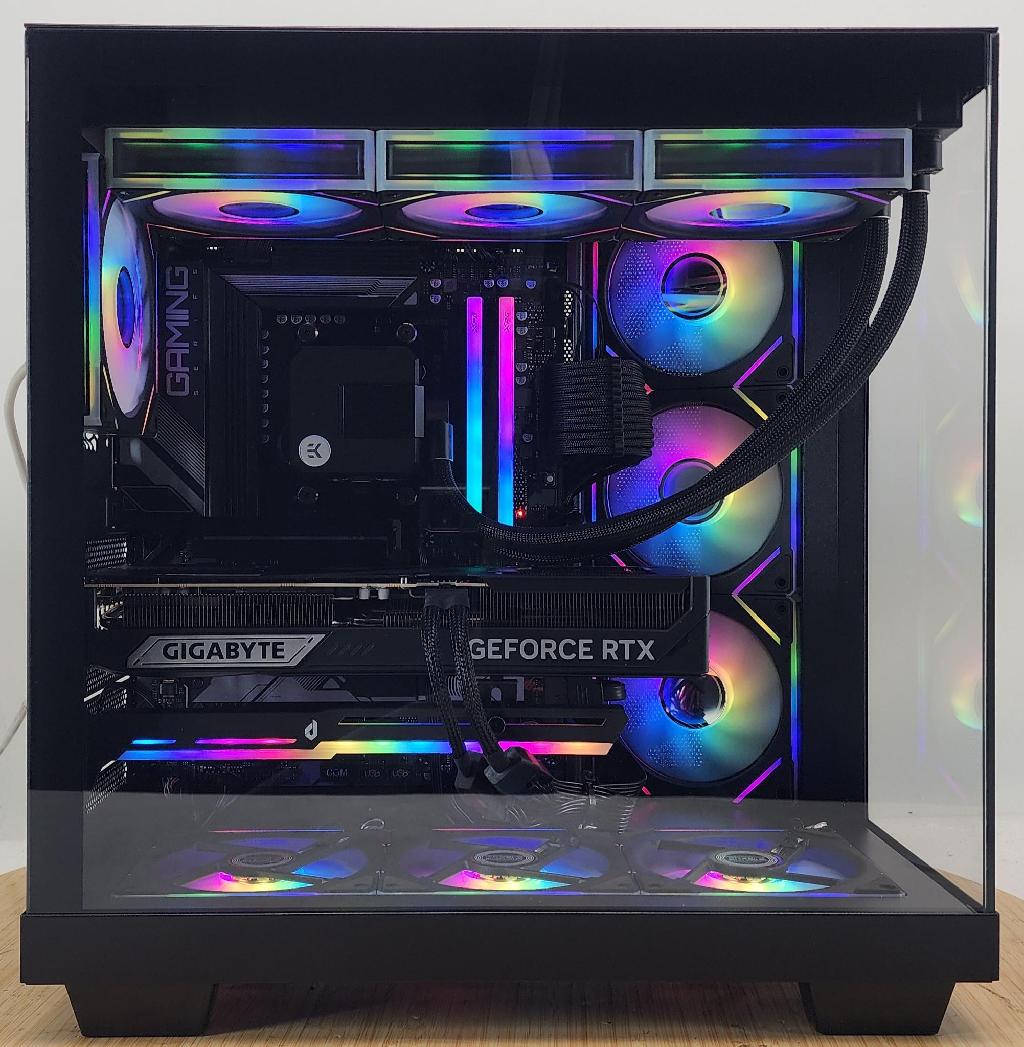 Gaming PC Ryzen 9 9900X 32GB RAM 1TB SSD RTX 5070 Ti 16GB Windows 11 Computer