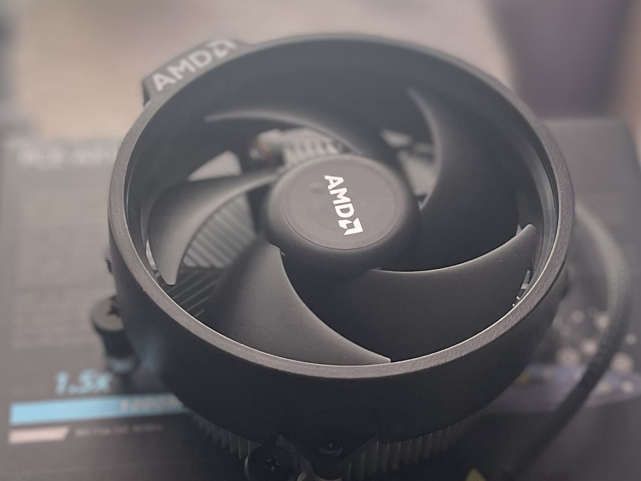 AMD Wraith Stealth Cooler