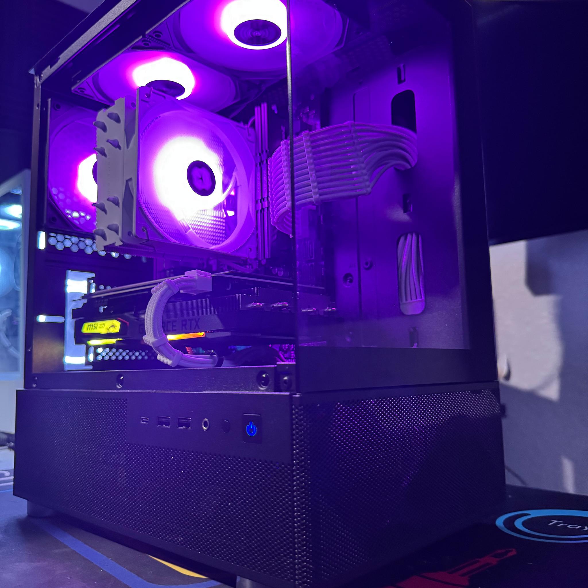 RTX Black N’ White Gaming PC / Ryzen 7 / RTX 2060