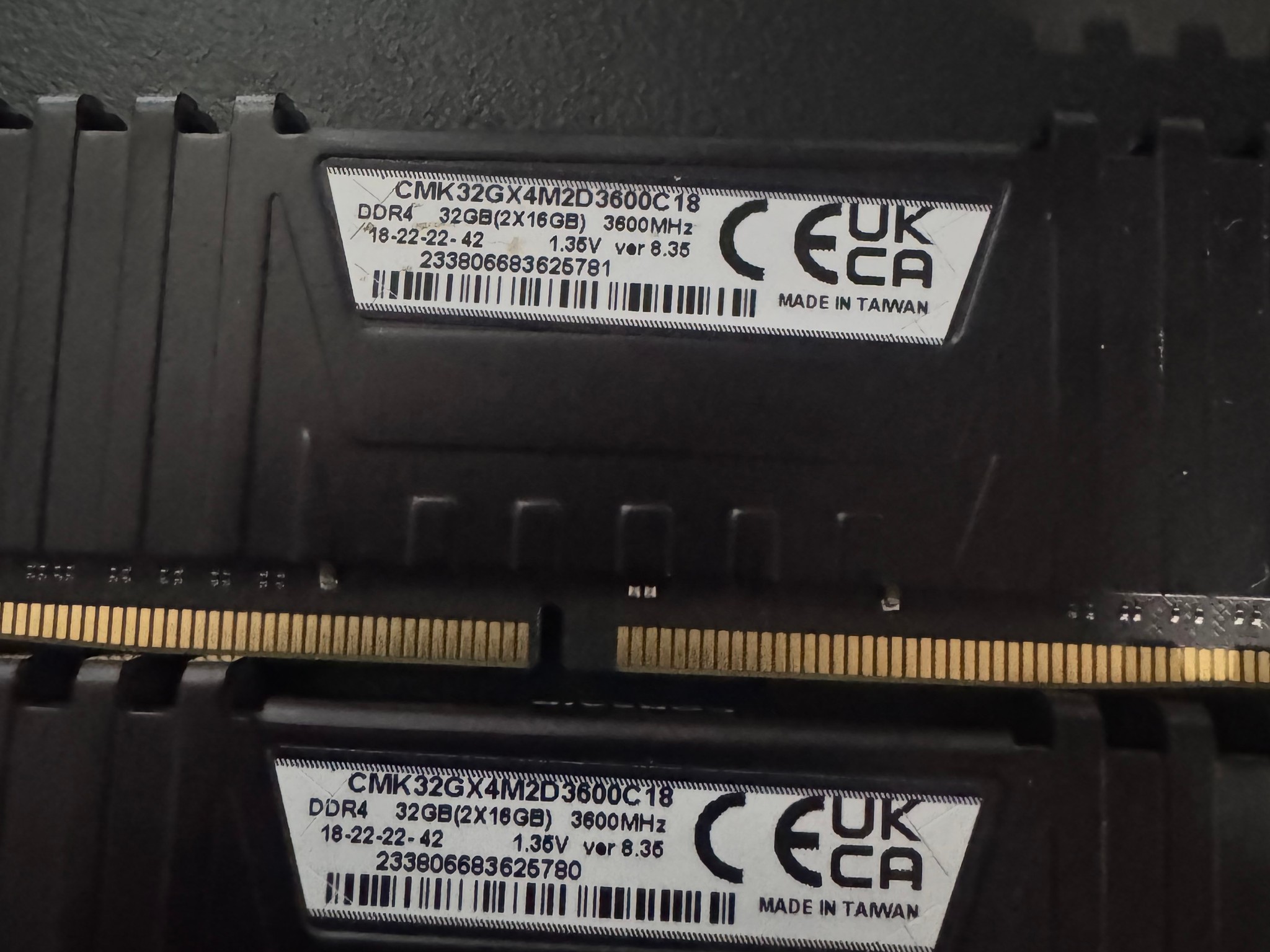 Corsair Vengeance 32GB (2x16GB) DDR4 3600MHz RAM Kit – Tested & Working