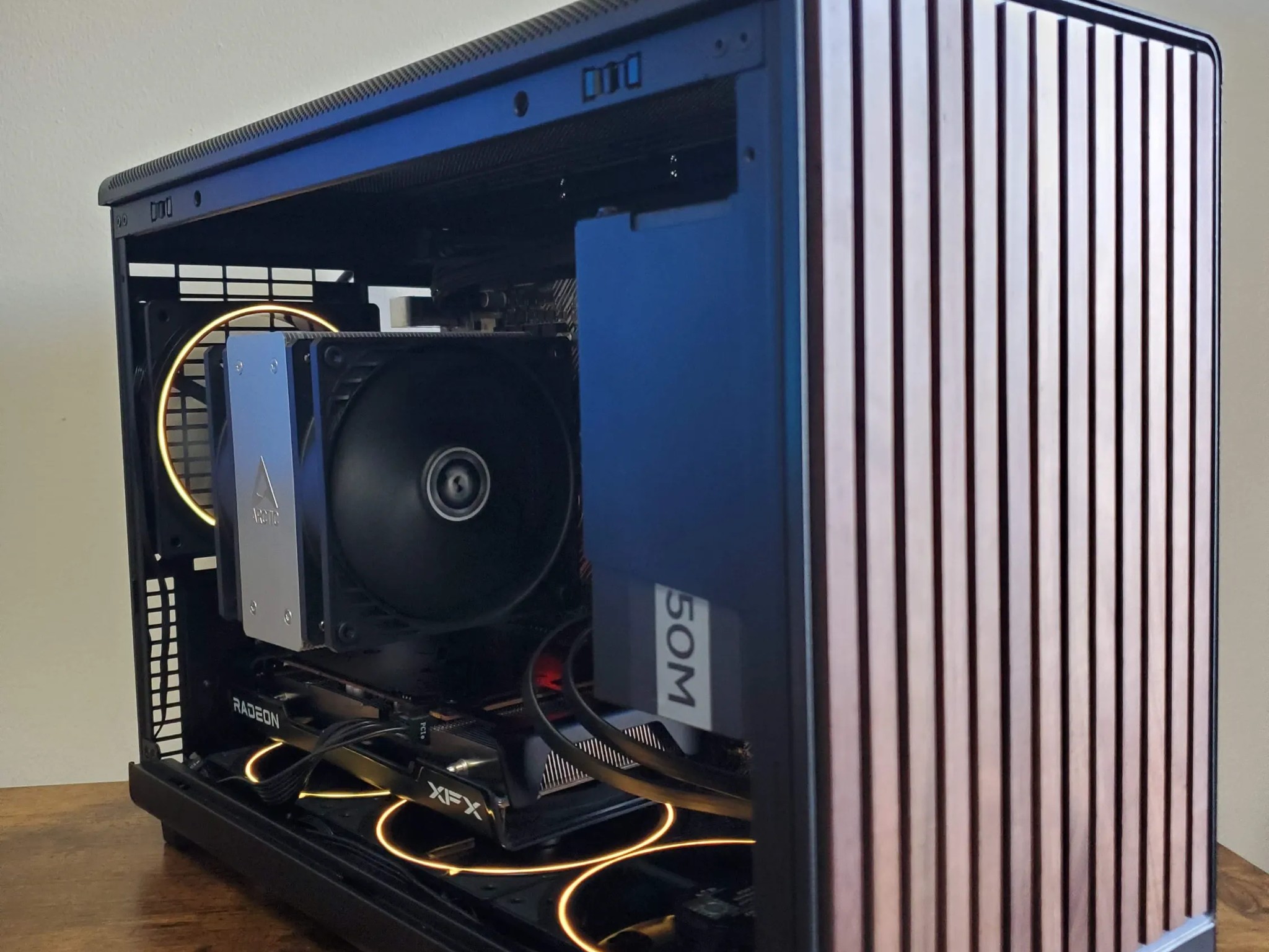 Lian Li A3 Wood Gaming PC | Ryzen 5 5500 | RX 6600 | 16GB DDR4 RAM| 1 TB NVME | Wifi