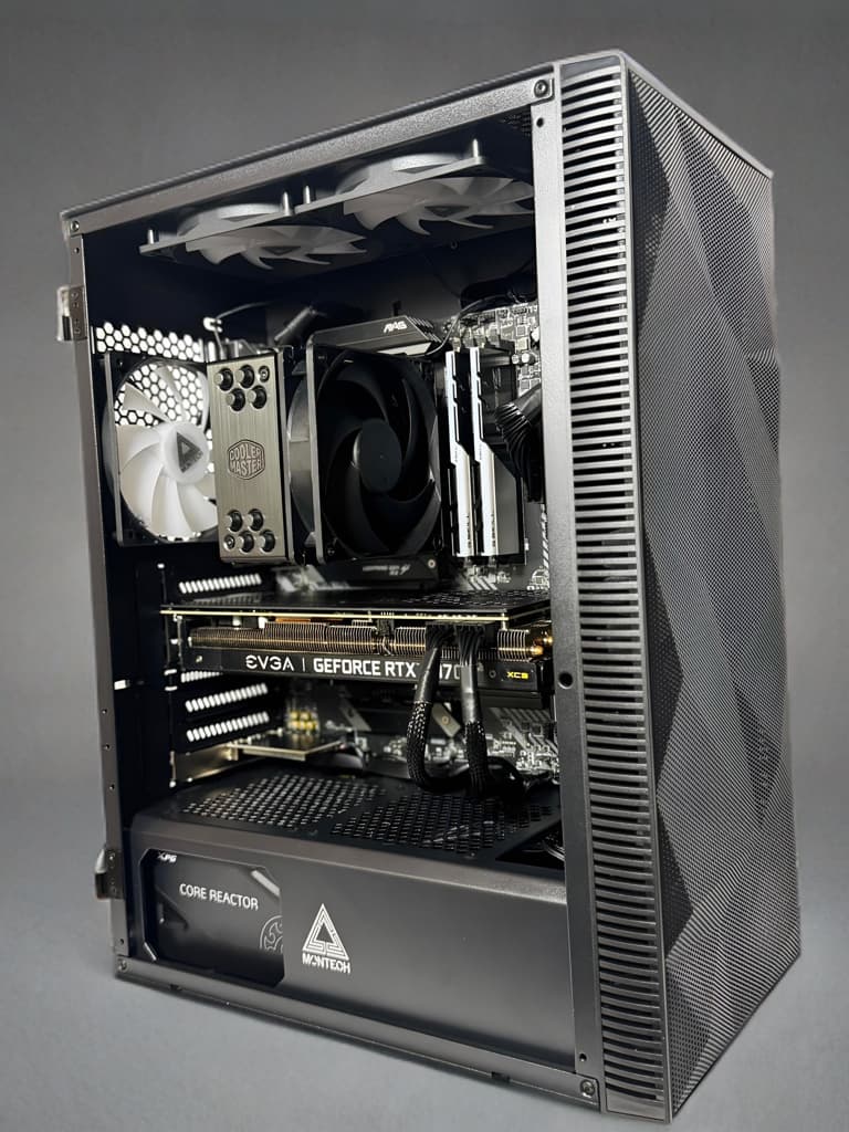 👾Xtreme Gamer❌ | R7 5800X | NVIDIA 3070 XC3 | 32GB DDR4 | 1TB SSD | 1TB HDD| BLACK EDITION⚫️