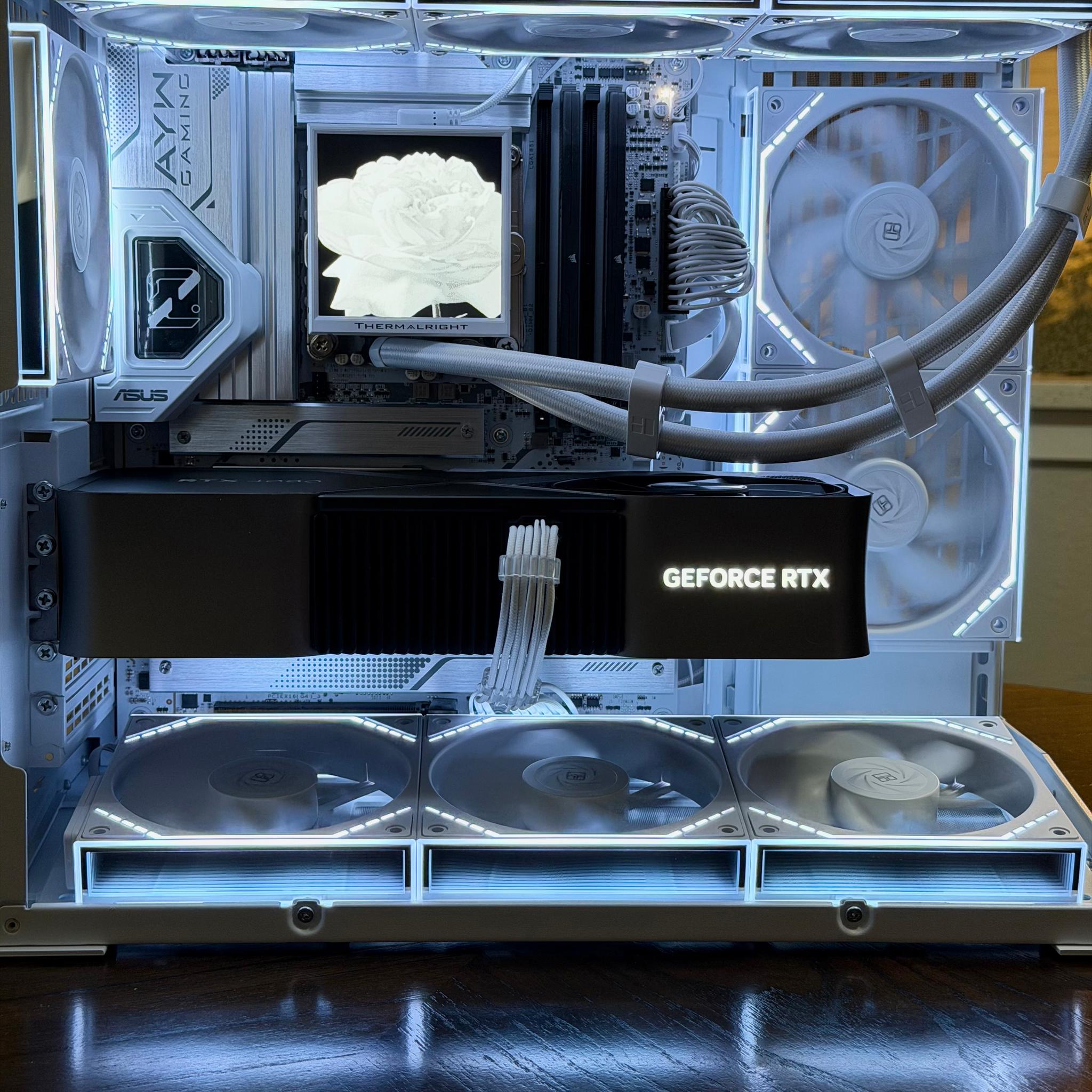 Premium White Gaming PC - RTX 4080 FE 16GB | Ultra 7 265K (20 Cores) | 32GB DDR5 | 2TB Gen4 NVMe SSD
