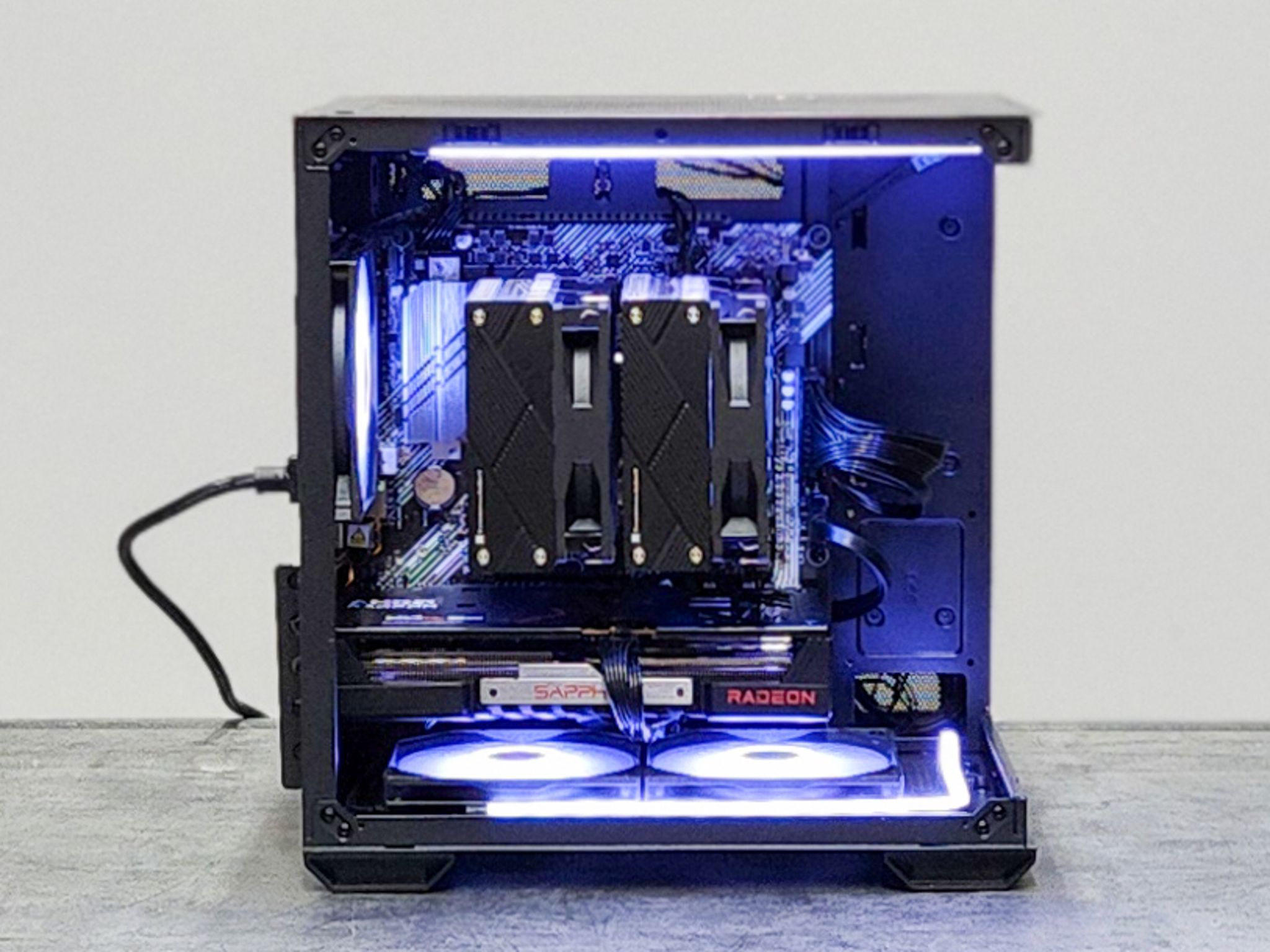Ryzen 7 5800XT | RX 9060 XT 16GB | 32GB RAM | 1TB SSD | WIN 11 PRO | Gaming PC