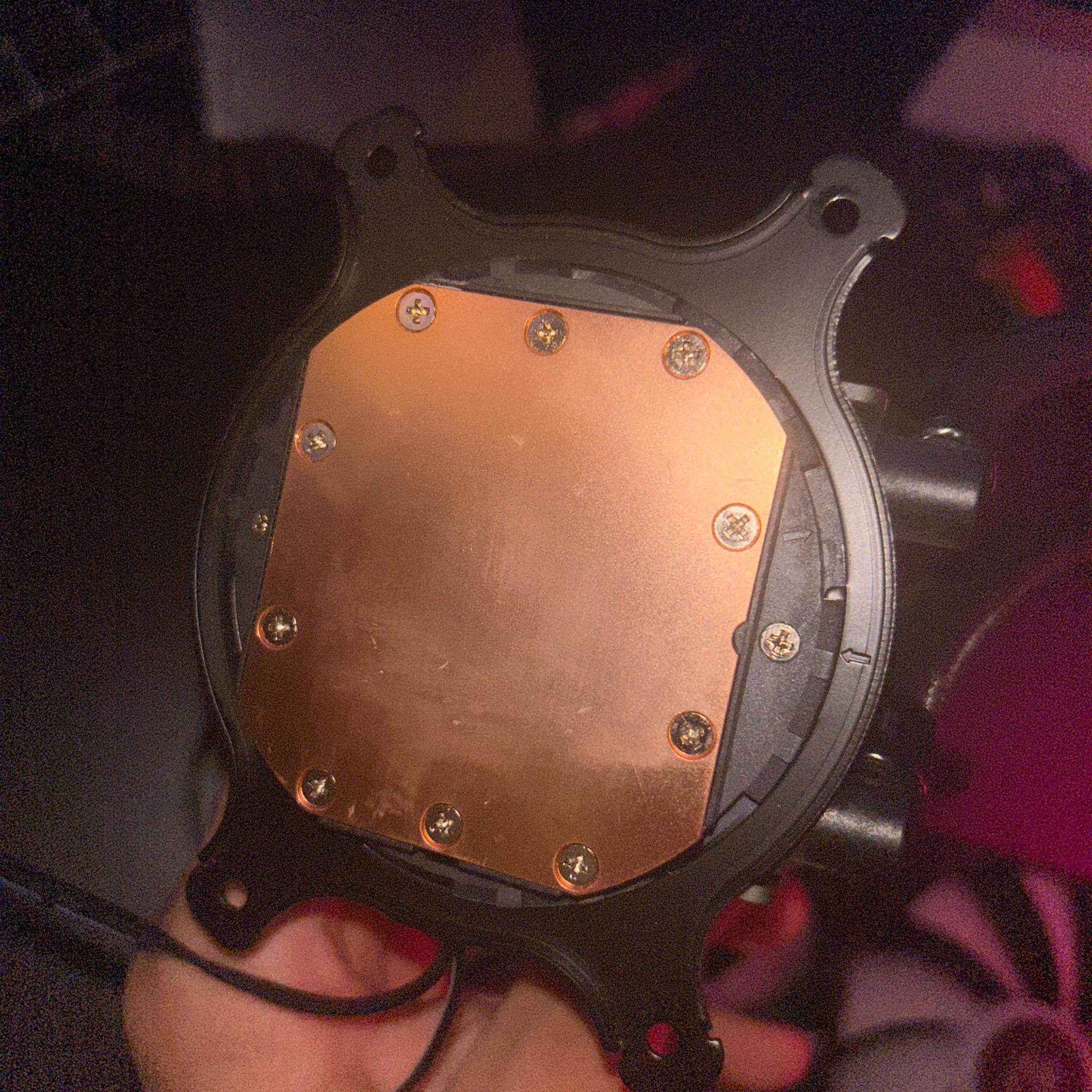ID-COOLING AuraFlow 240mm AIO