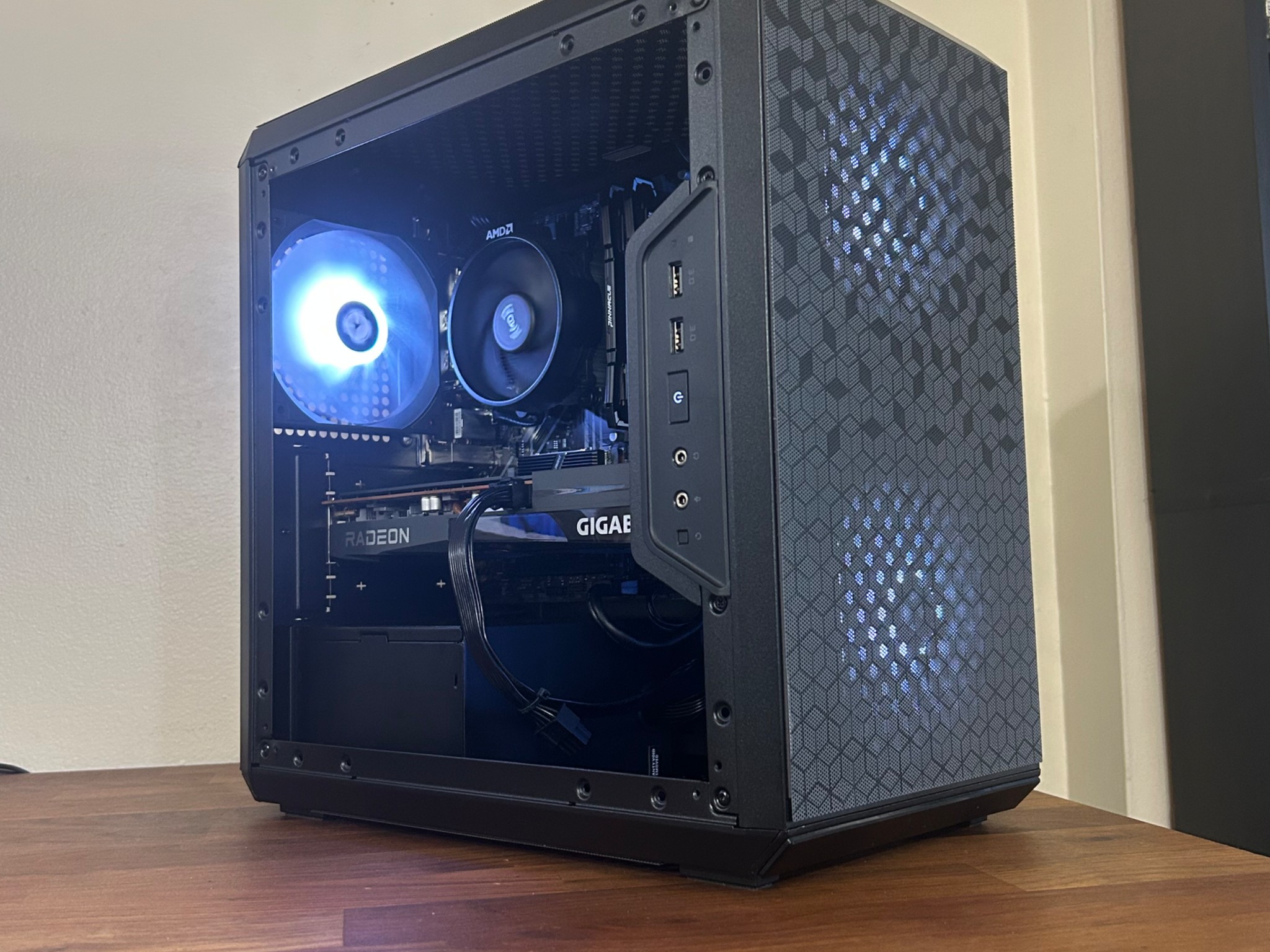 RX 6600 8GB | Ryzen 5 3600 | 16GB DDR4 | WI-FI | The Entry Level Beast RX
