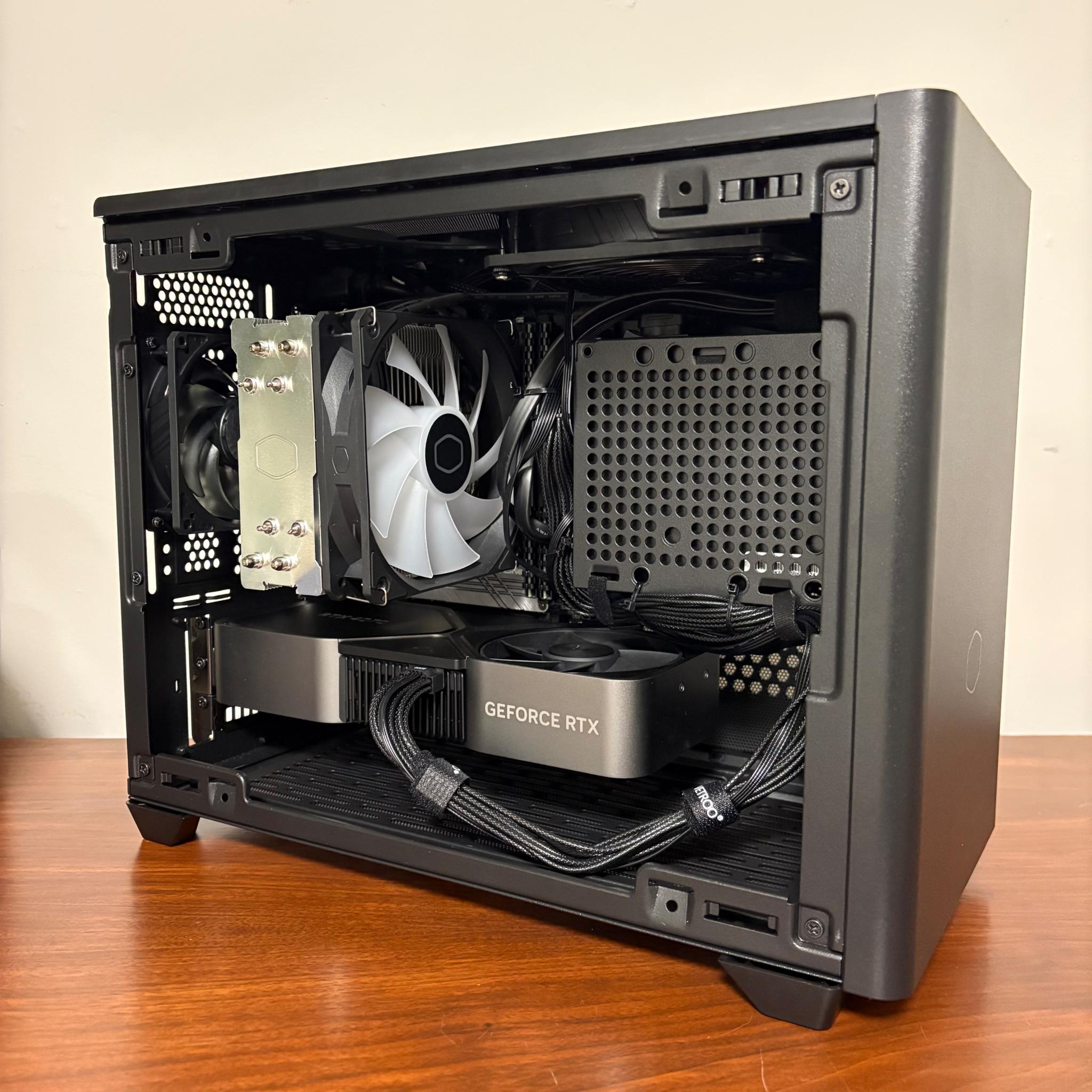 RTX 4070 FE | Ryzen 7 5800XT | 32GB DDR4 | 1 TB SSD | 750W PSU | 3x 120mm Fan | mATX Case