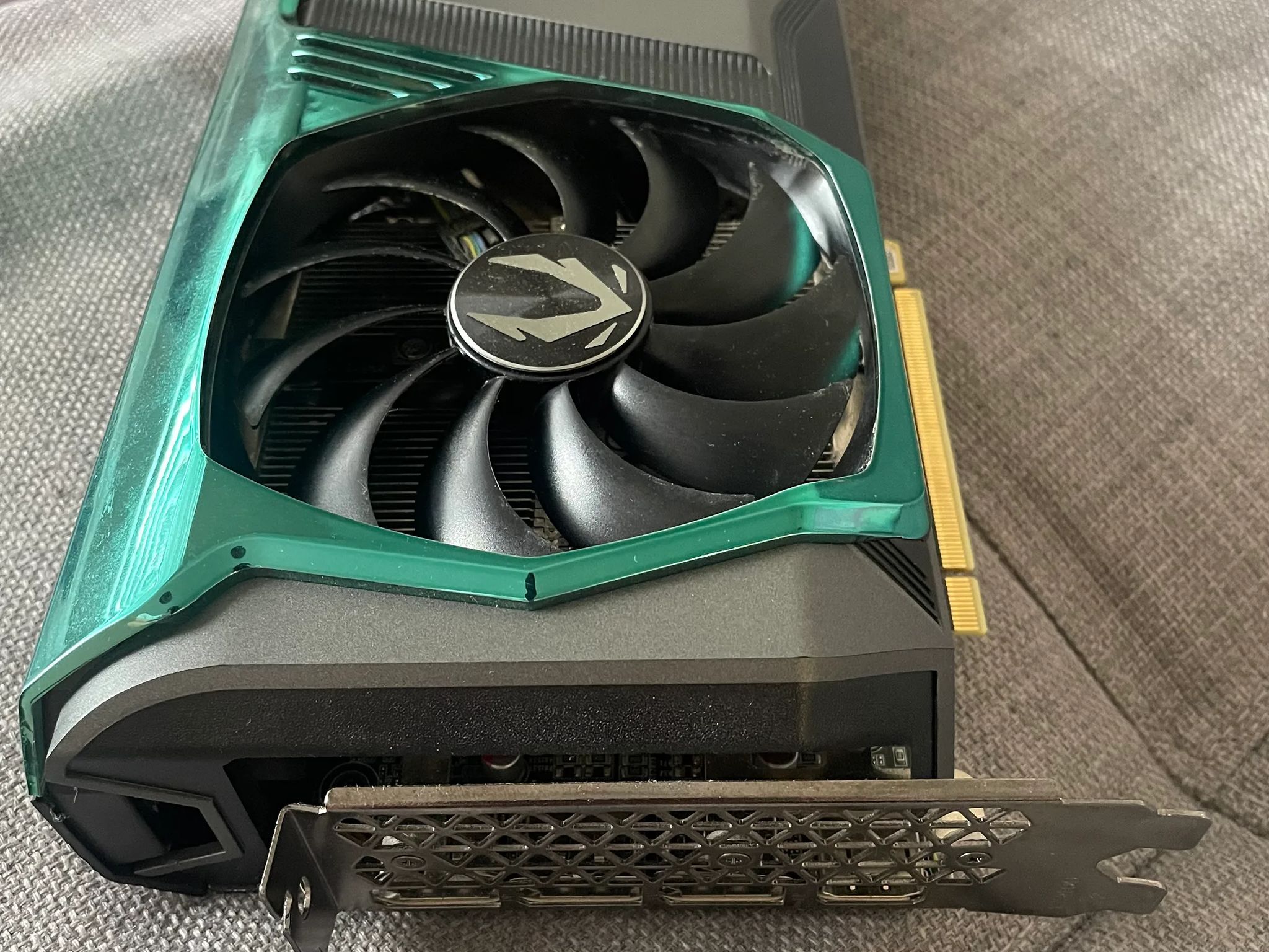 ZOTAC HOLO AMP RTX 3070