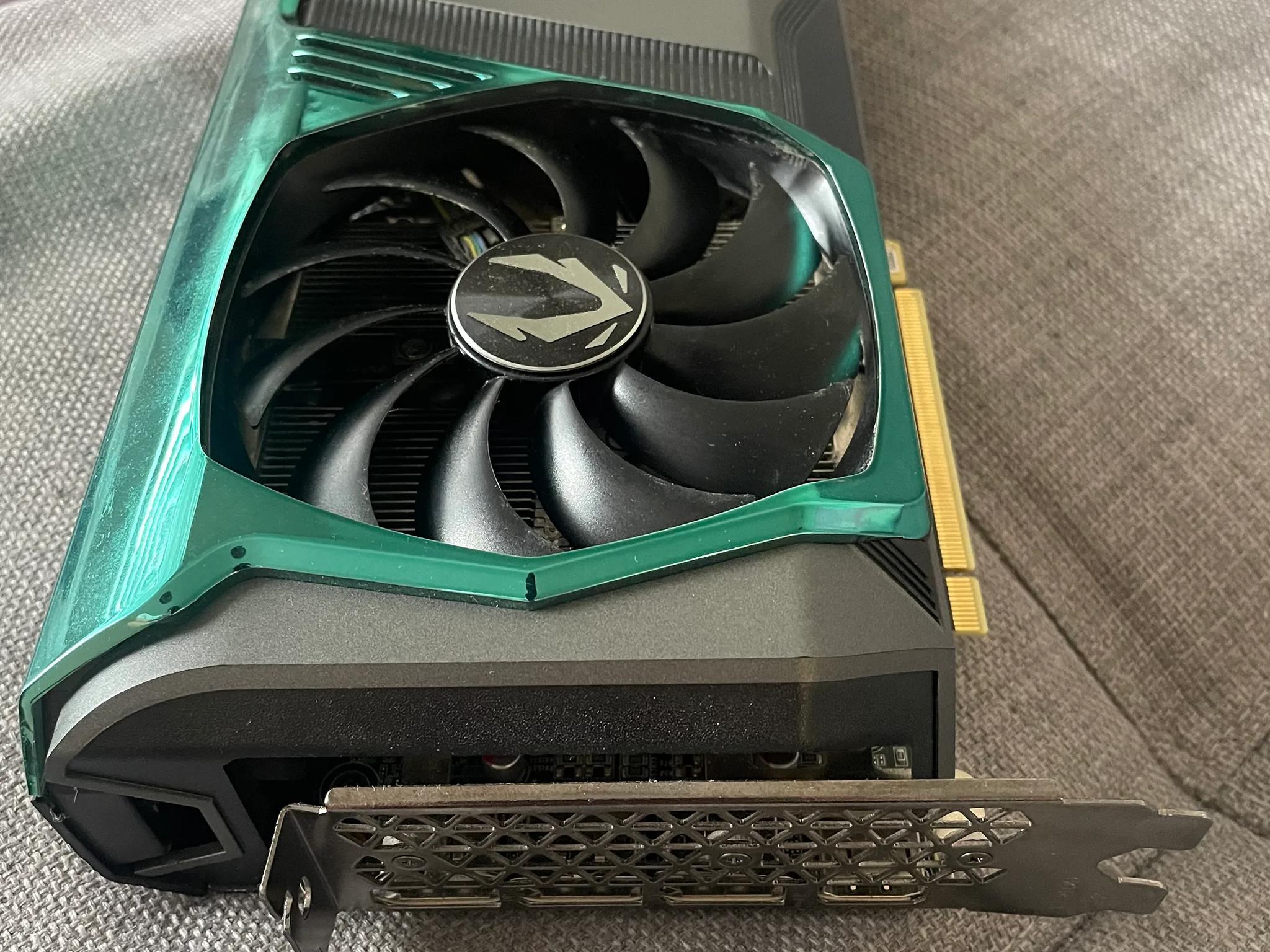 ZOTAC HOLO AMP RTX 3070