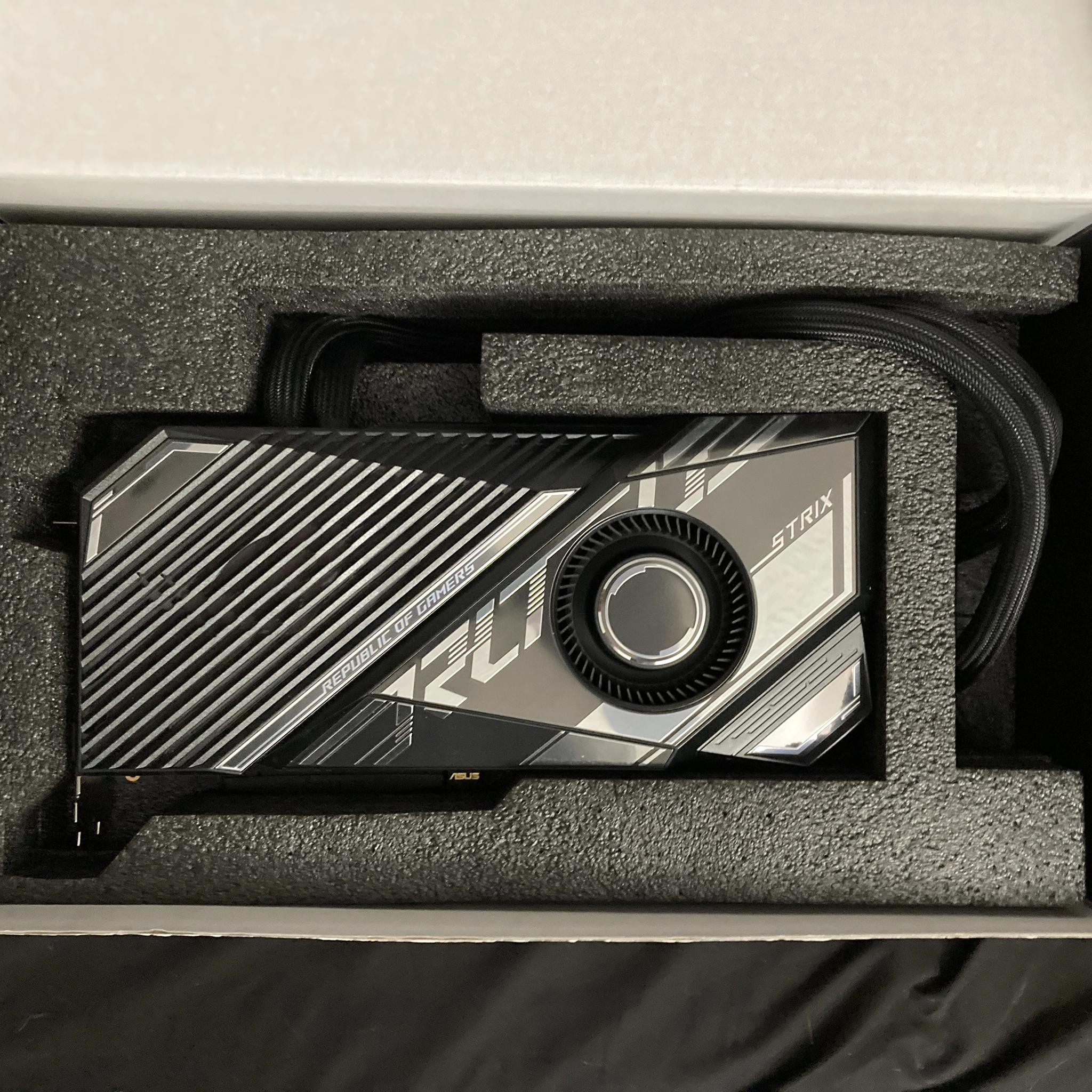 ROG Strix LC GeForce RTX 3090 Ti OC Edition