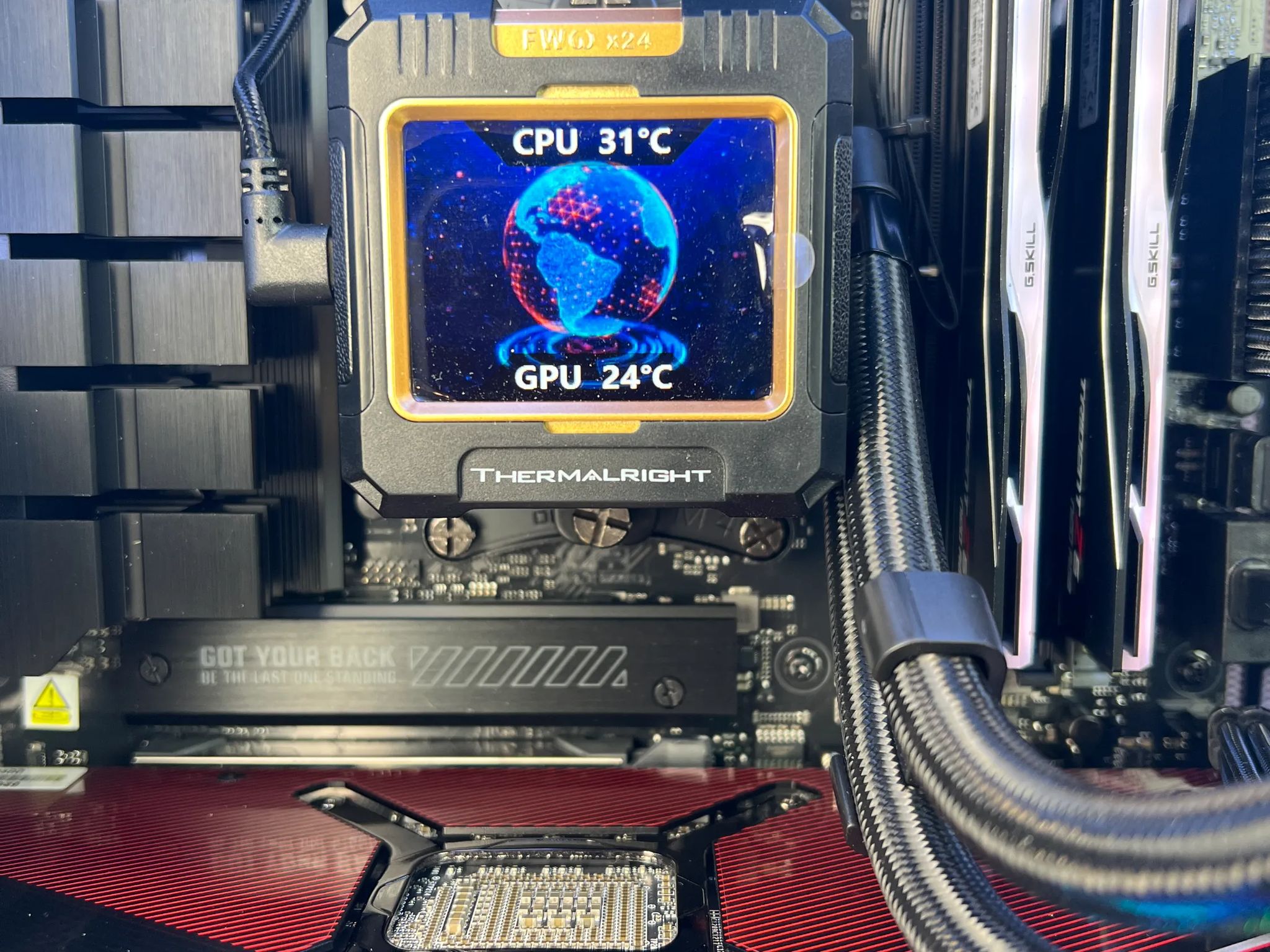 7800X3D | RX 7900 XTX 24GB | 32GB DDR5 | 2TB M.2 | WIN 11 PRO