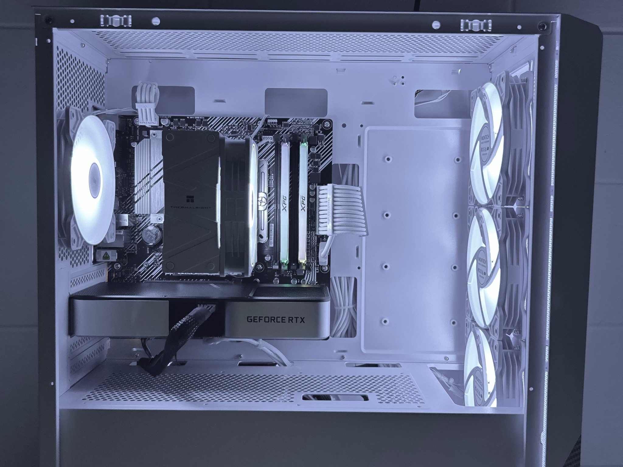 CLEAN Whiteout 1080p Gaming PC | RTX 3060 Ti | Ryzen 5 5500 | 16GB RAM | 1TB NVME SSD