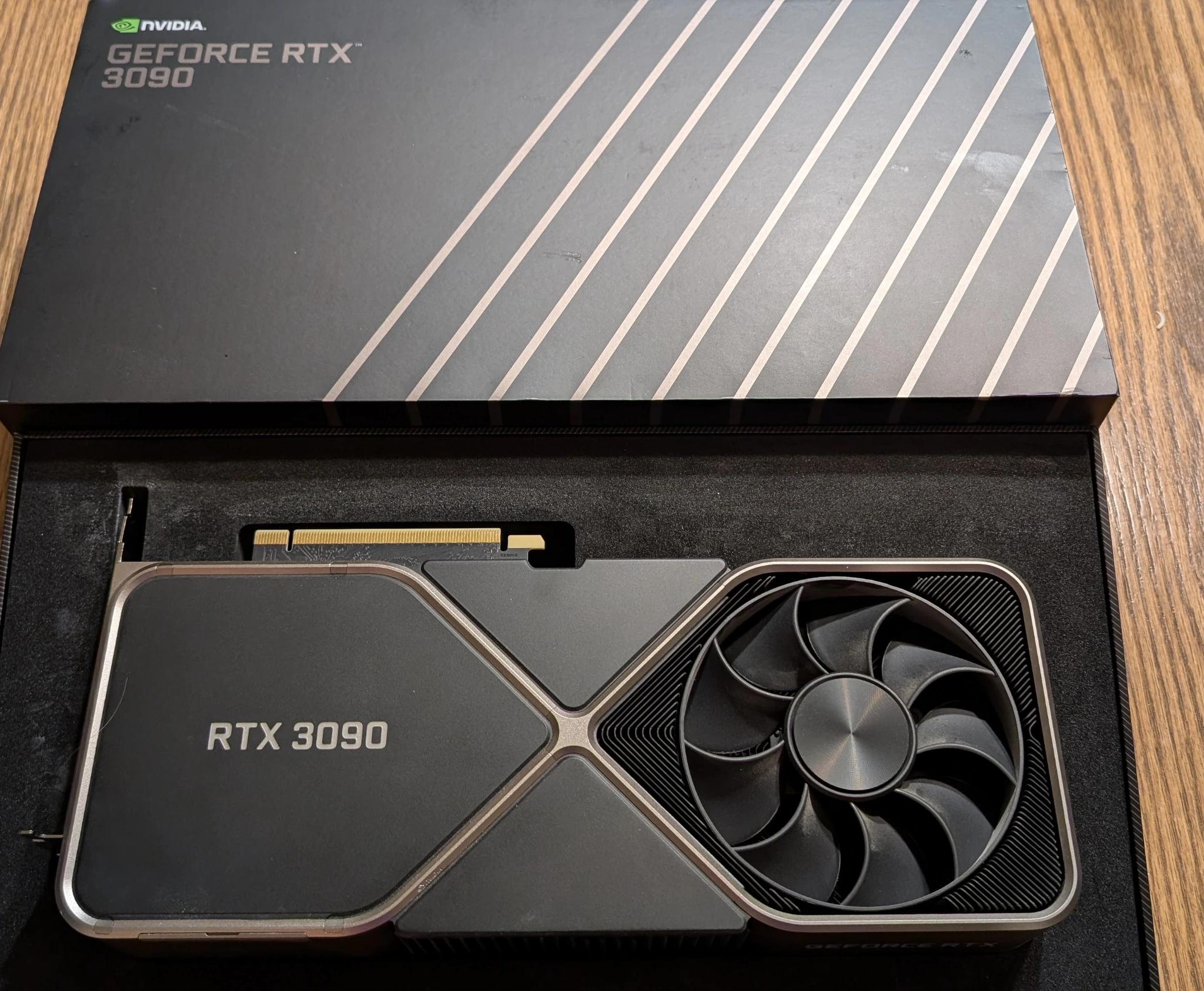3090 FE (Used - With Original Box and Adapter)