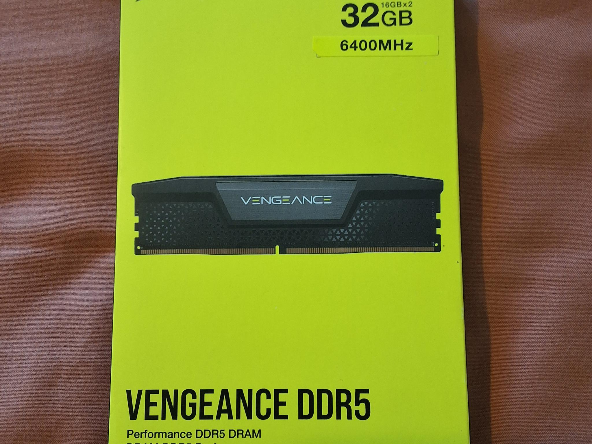32 GB CORSAIR VENGEANCE DDR5 6400 MHZ INTEL XMP