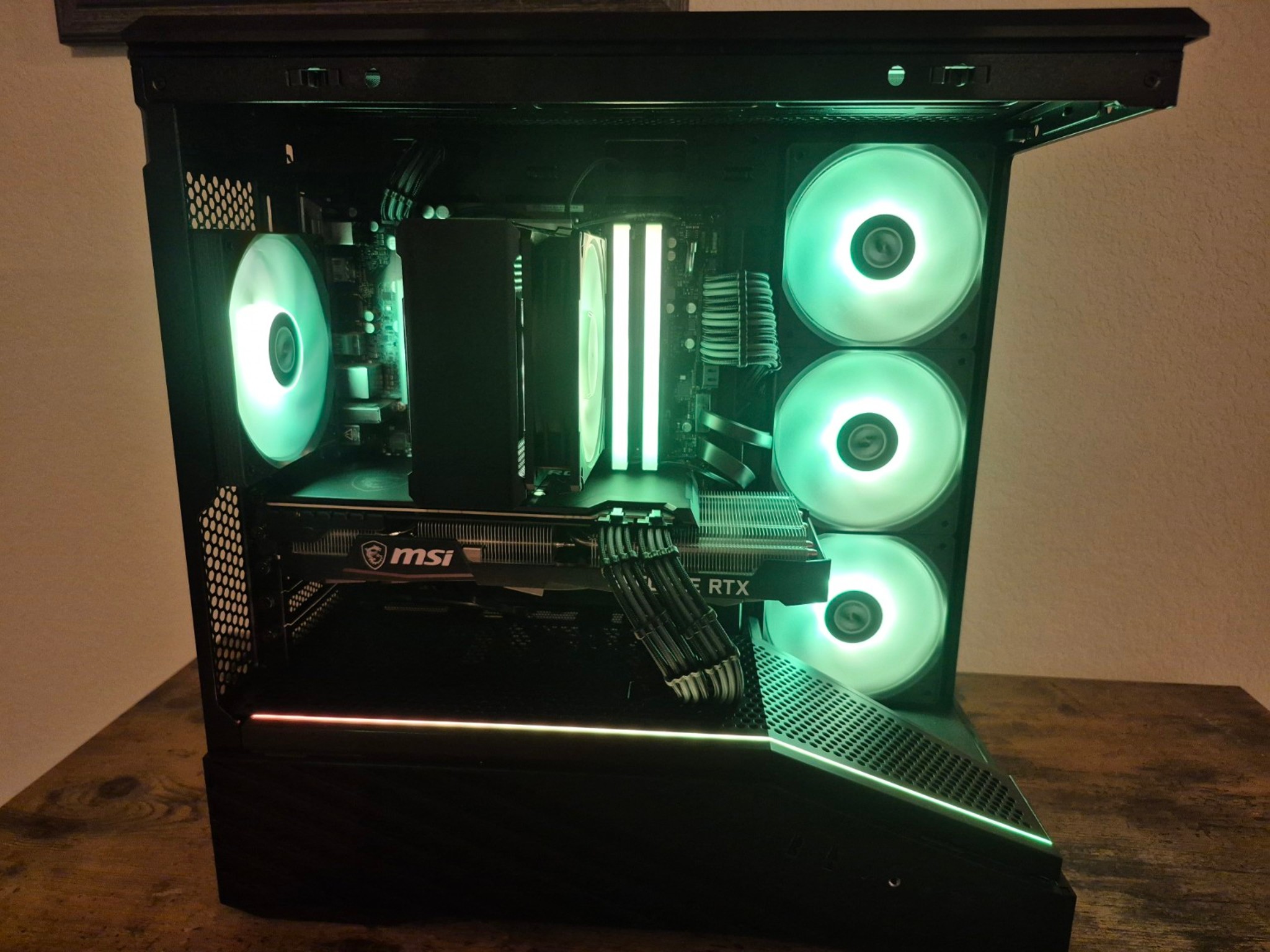 RTX 3070 | i5 13400F | 2TB SSD | 16GB DDR5 | Lian Li Case