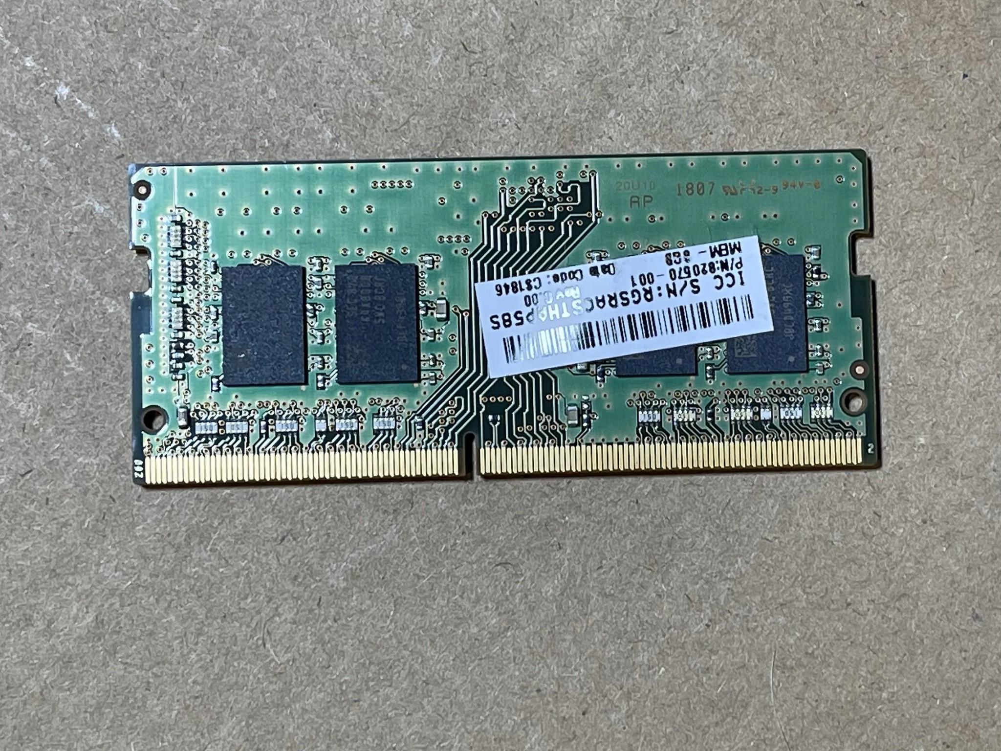 SAMSUNG M471A1K43CB1-CRC 8GB DDR4 2400 SO-DIMM