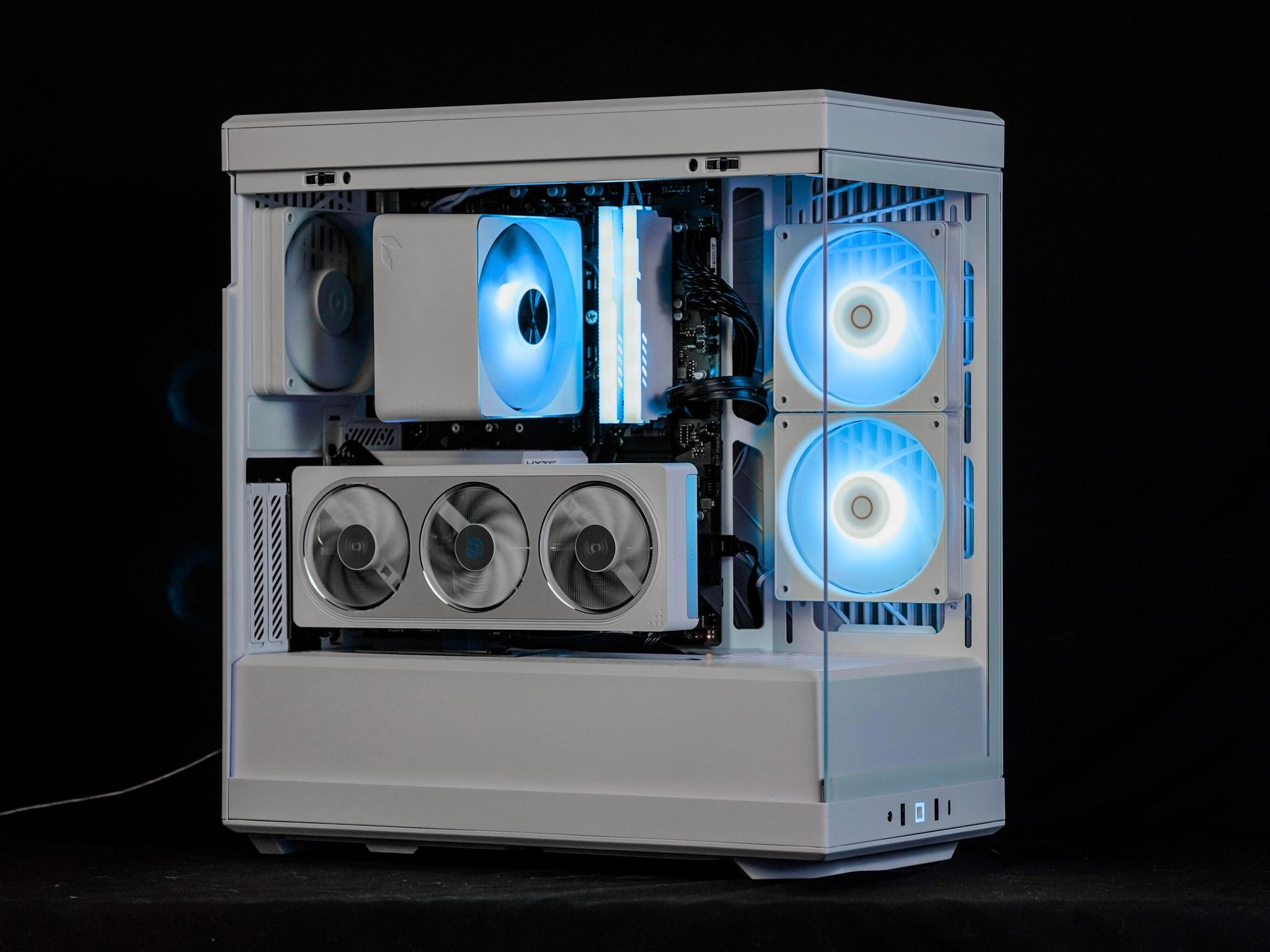 EXT Frost 70X - i5 12400F, RTX 5060 8GB, 32GB DDR4 Ram, 1TB SSD (V1)