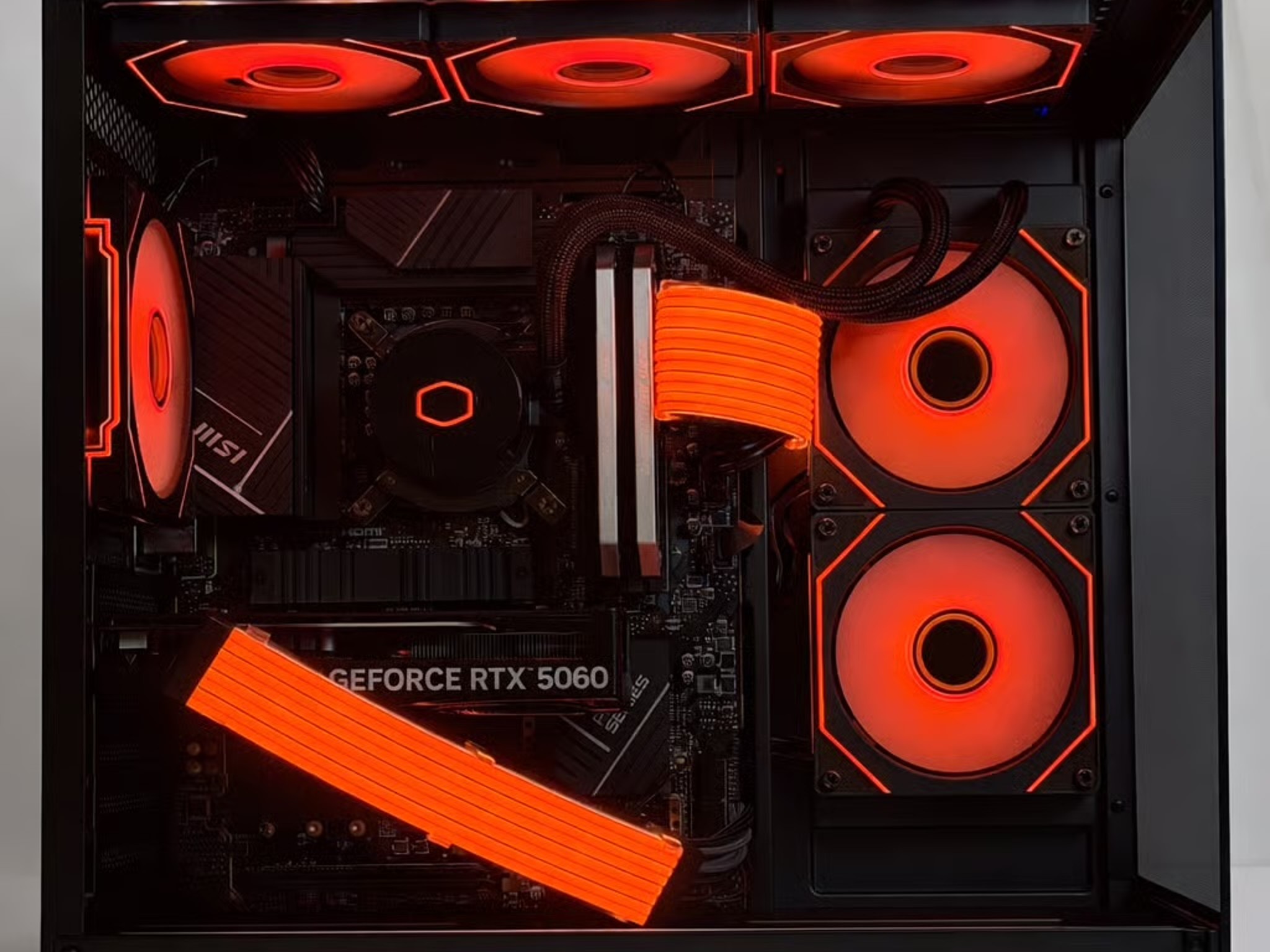 🤍🧡The Cub | i5 12600k 32gb ddr4 RTX 5060🧡🤍