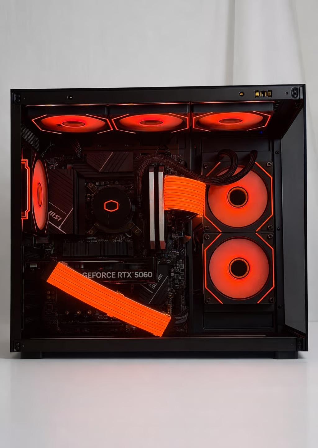 🤍🧡The Cub | i5 12600k 32gb ddr4 RTX 5060🧡🤍