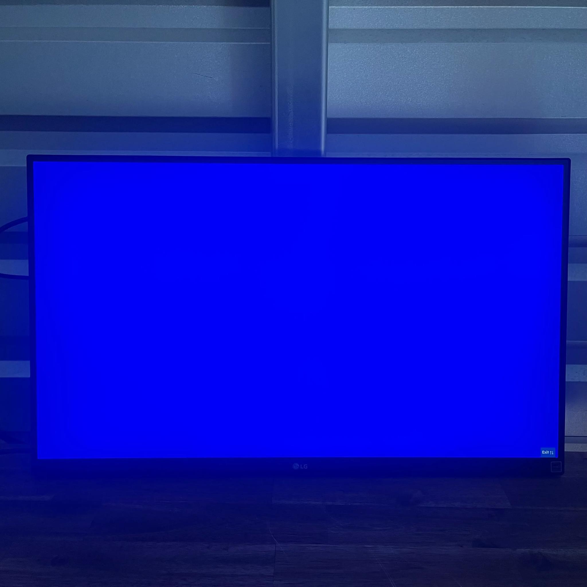 LG UltraFine 27" 4k 60Hz Monitor