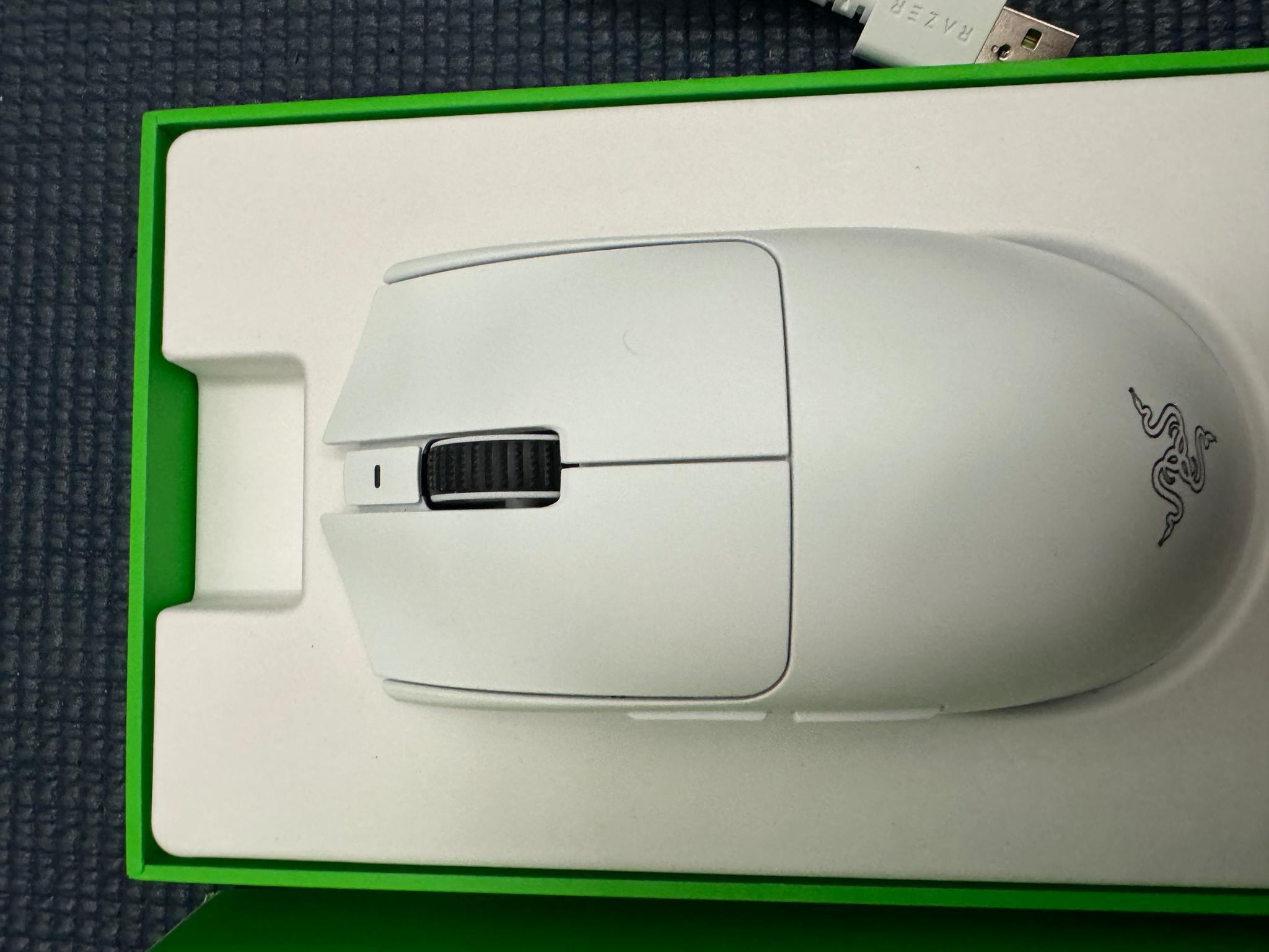 Razer Viper V3 Pro Wireless Gaming Mouse: 55g Lightweight - 8K Polling - 35,000 DPI Optical Sensor