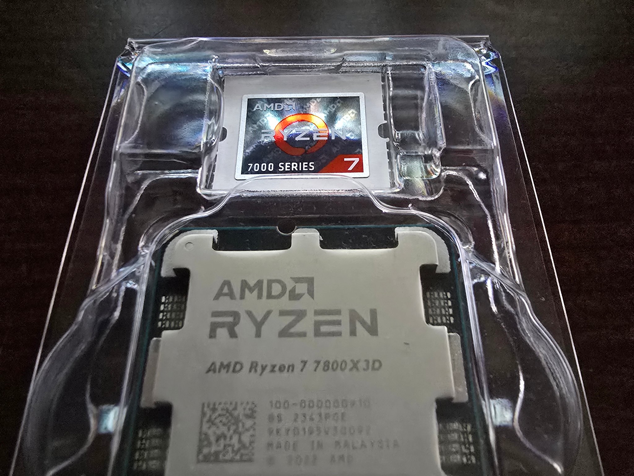 AMD Ryzen 7 7800X3D