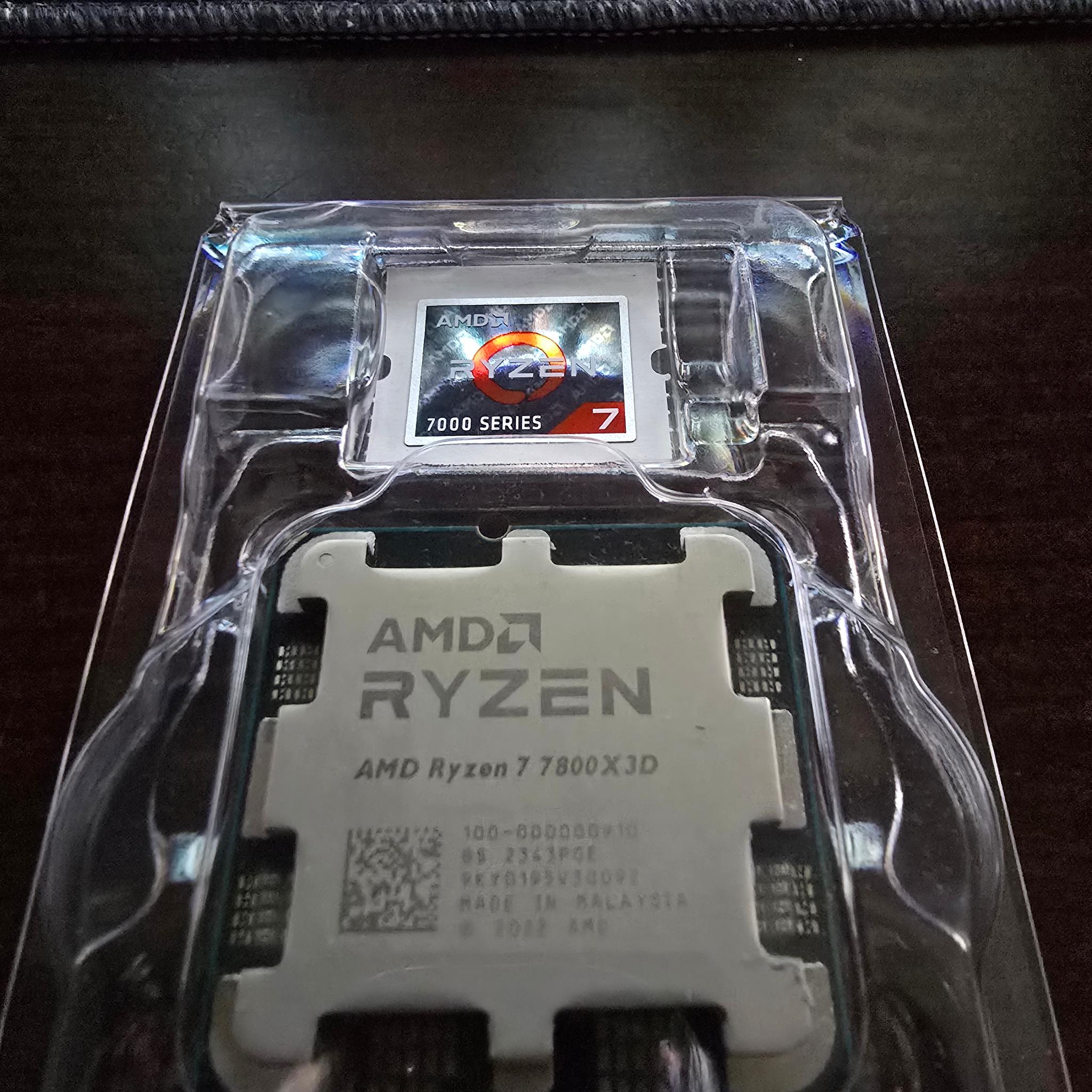 AMD Ryzen 7 7800X3D