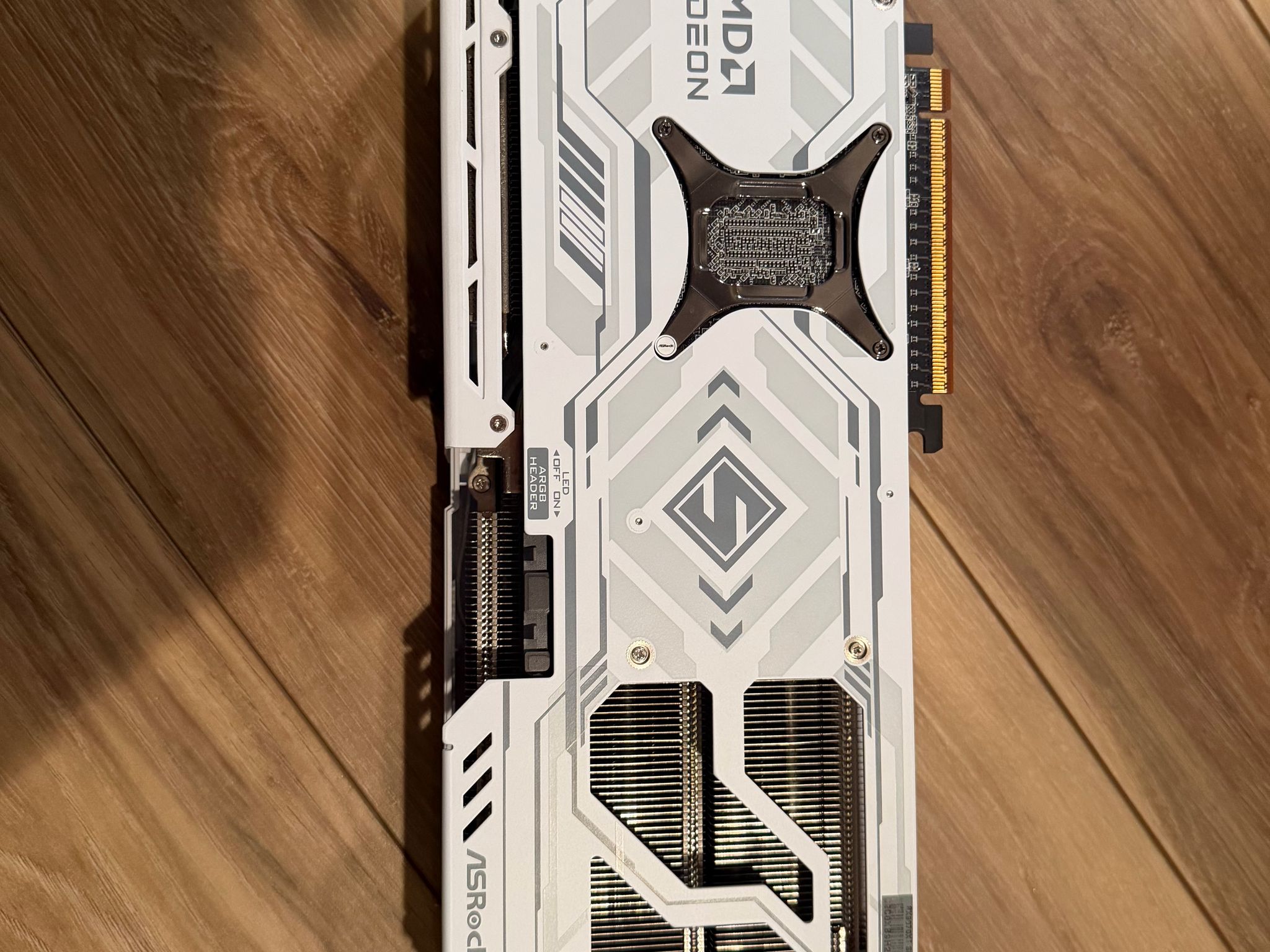 ASRock Steel Legend White RX 9070 XT 16GB