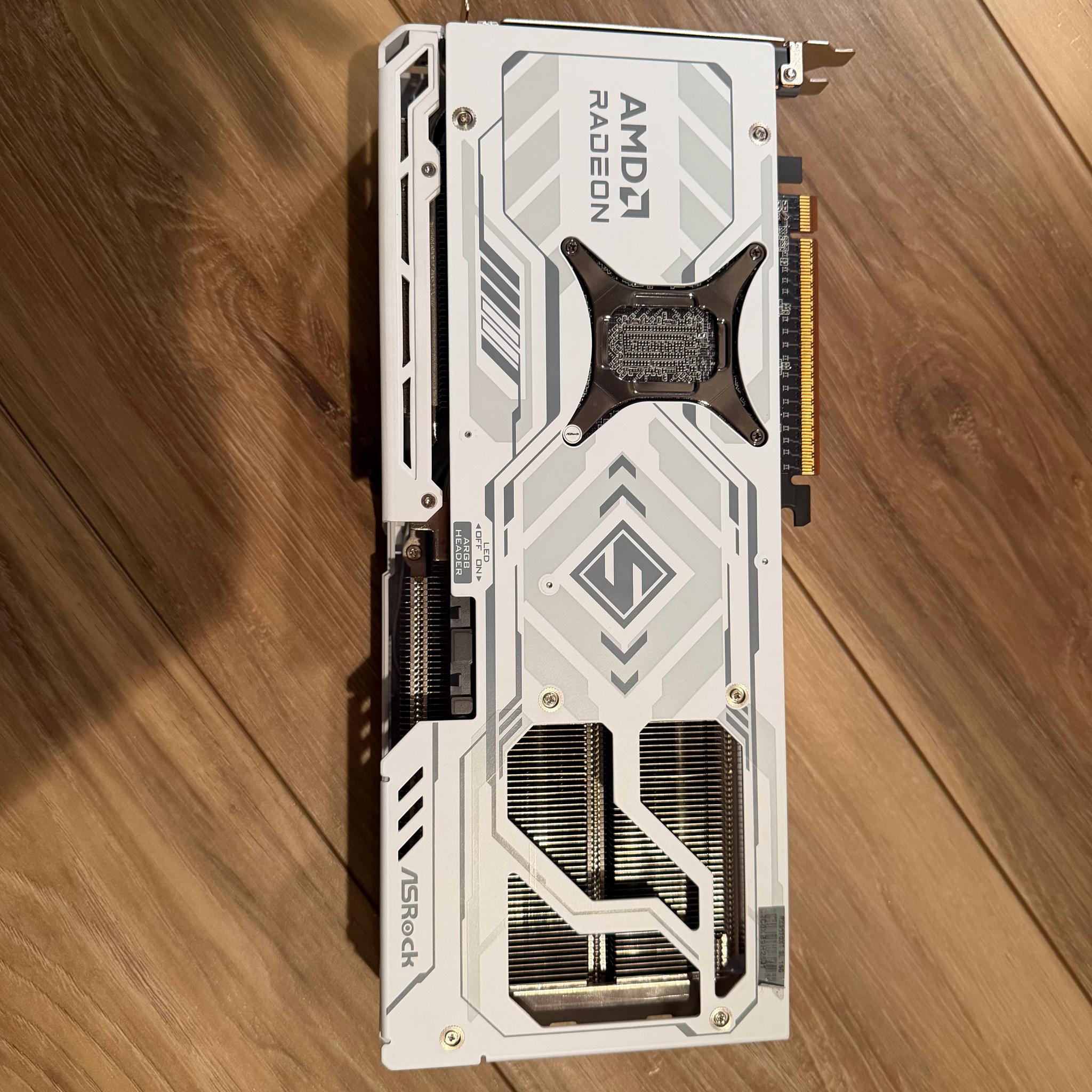ASRock Steel Legend White RX 9070 XT 16GB