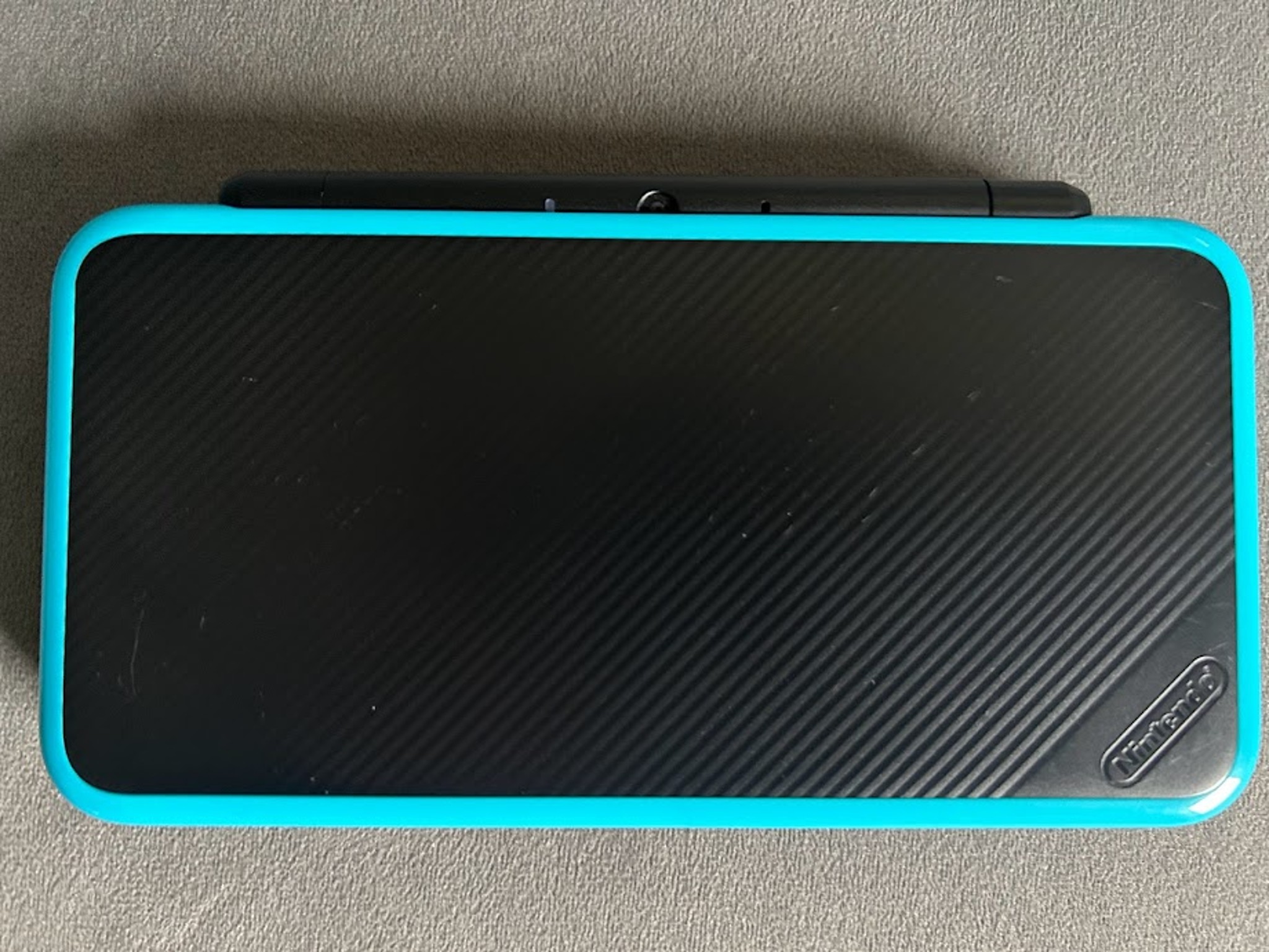 Nintendo New 2DS XL - Black / Turquoise